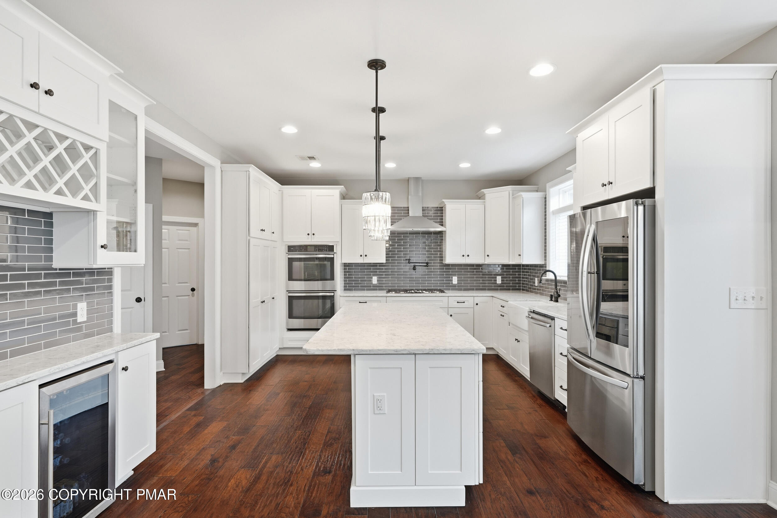 55 Island Court Property Photo 18