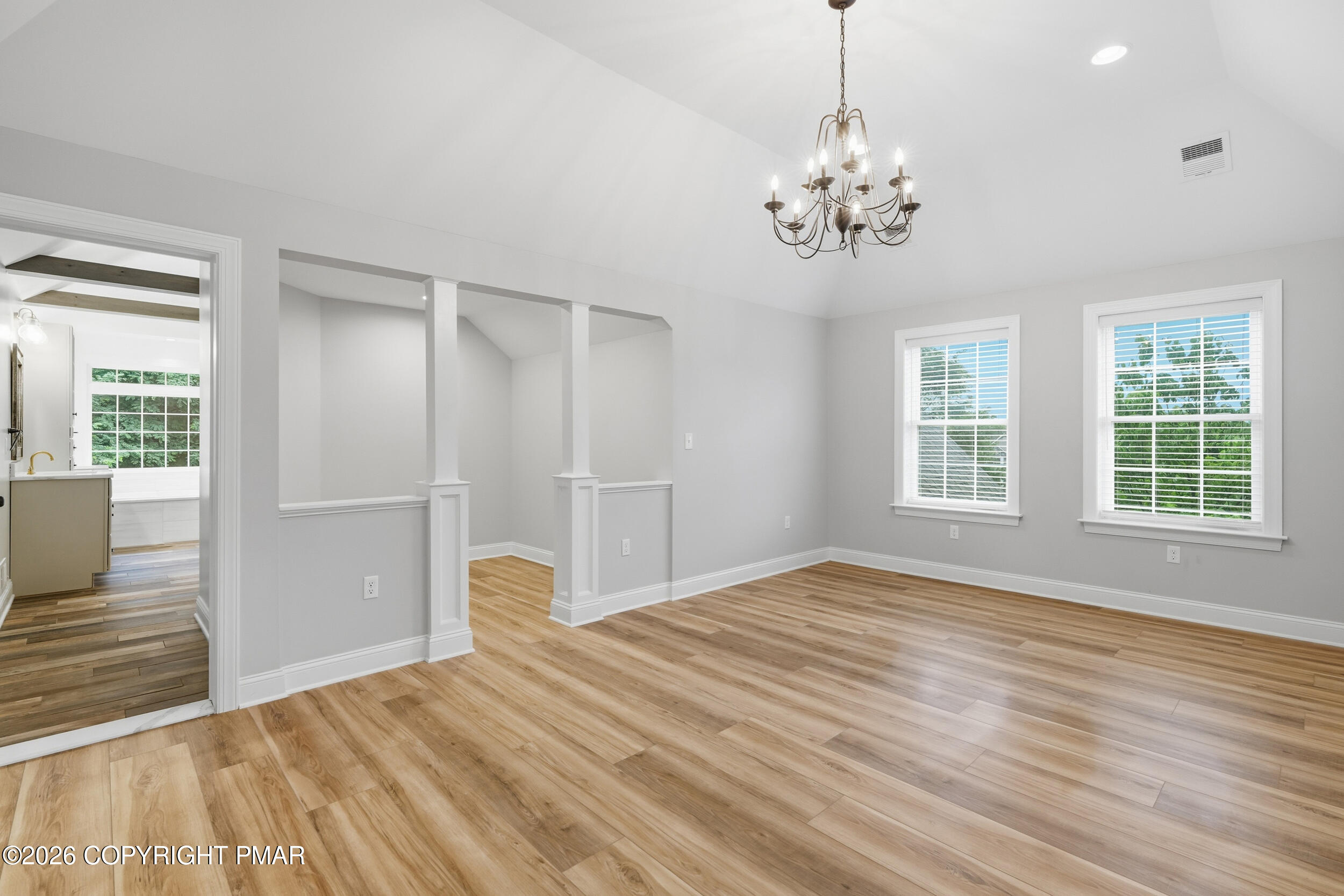 55 Island Court Property Photo 40