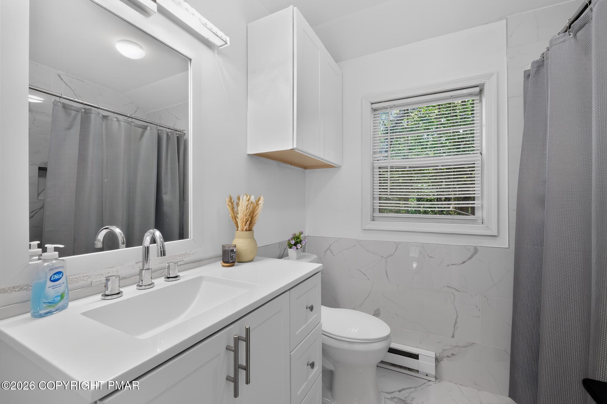 9186 Buttonwood Court Property Photo 5