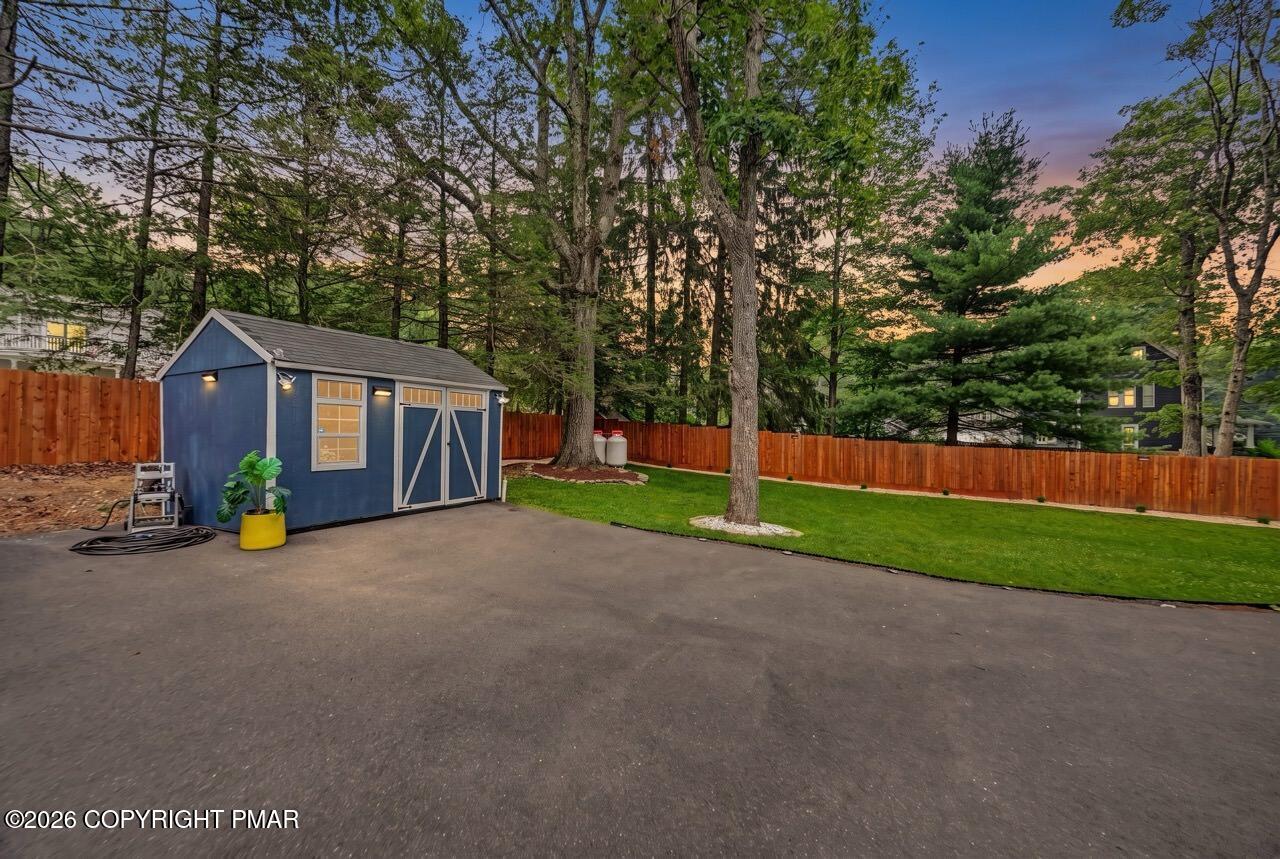 58 Fairview Avenue Property Photo 79