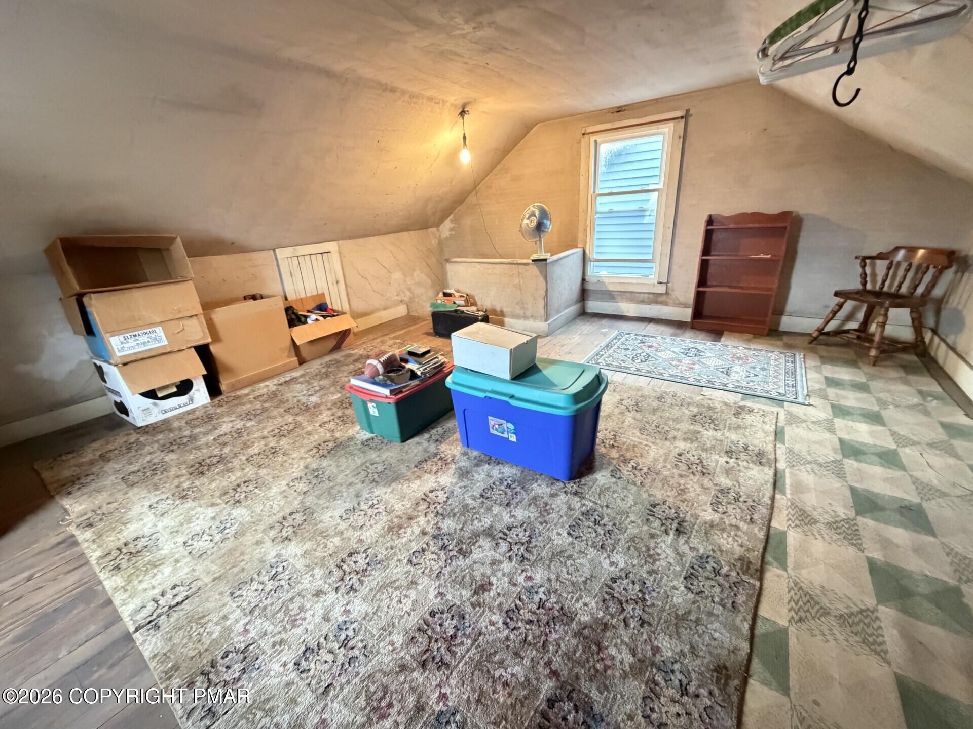 45 W Holland Street Property Photo 37