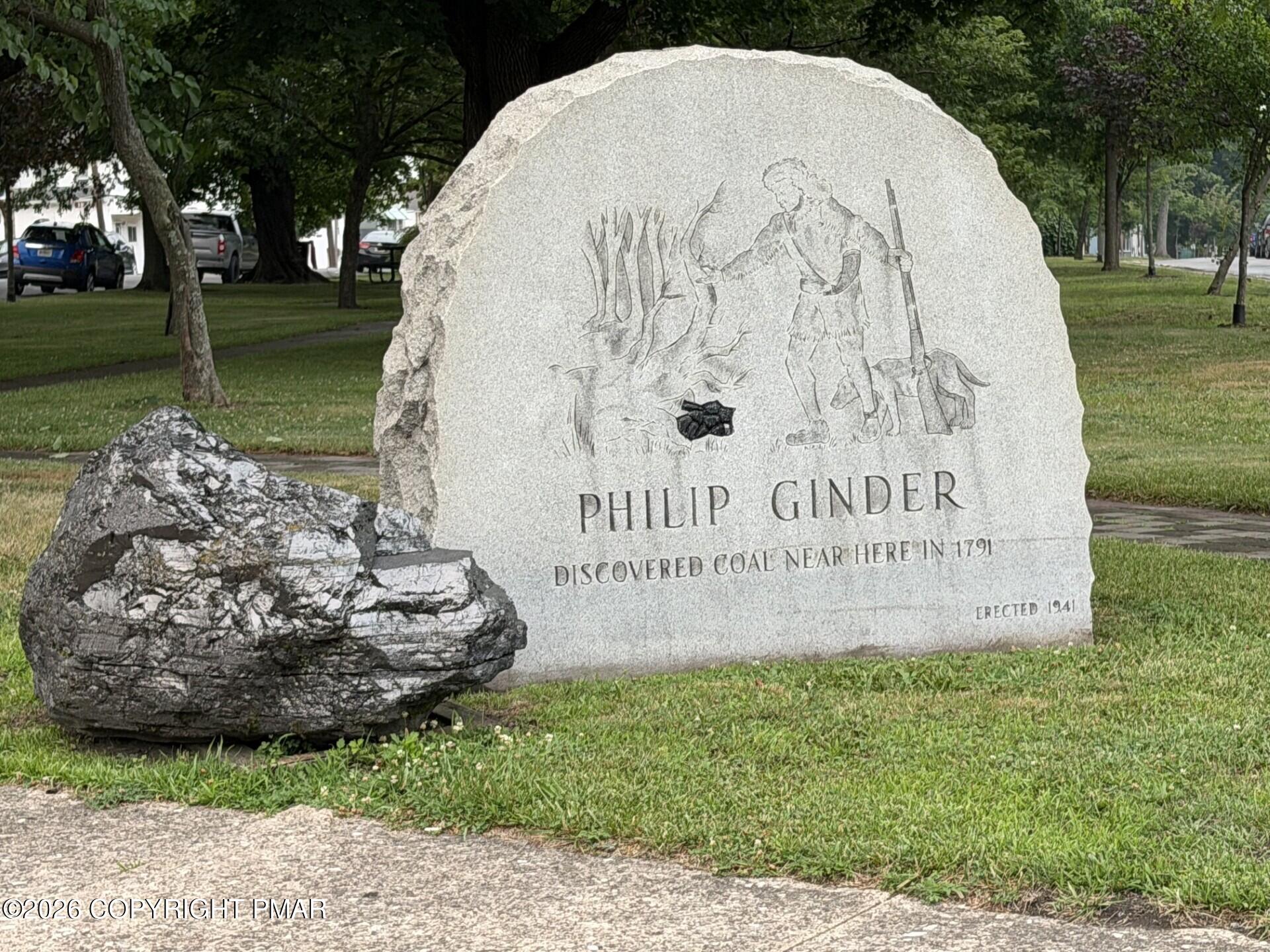 45 W Holland Street Property Photo 43