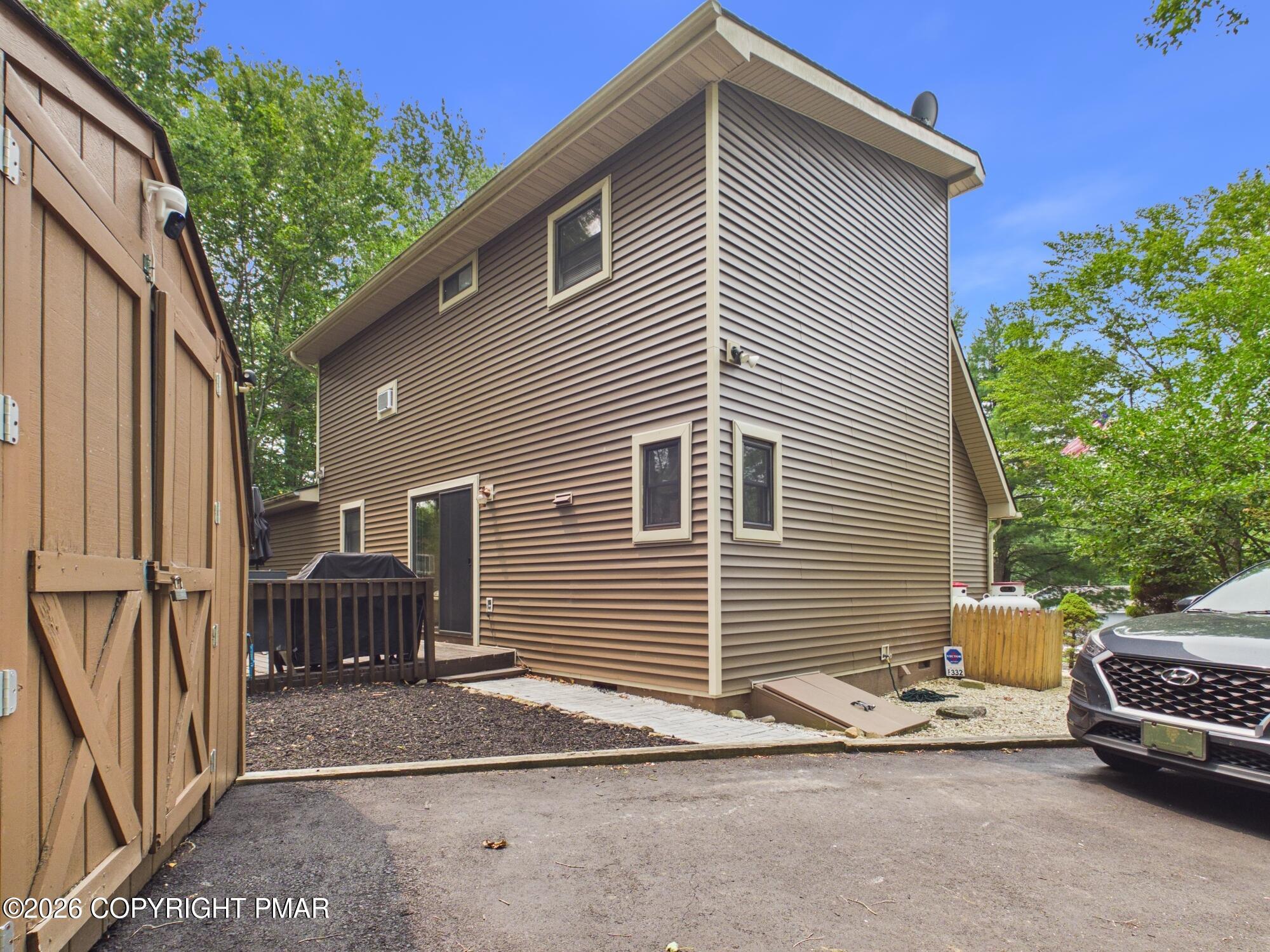 6014 Boardwalk Drive Property Photo 3
