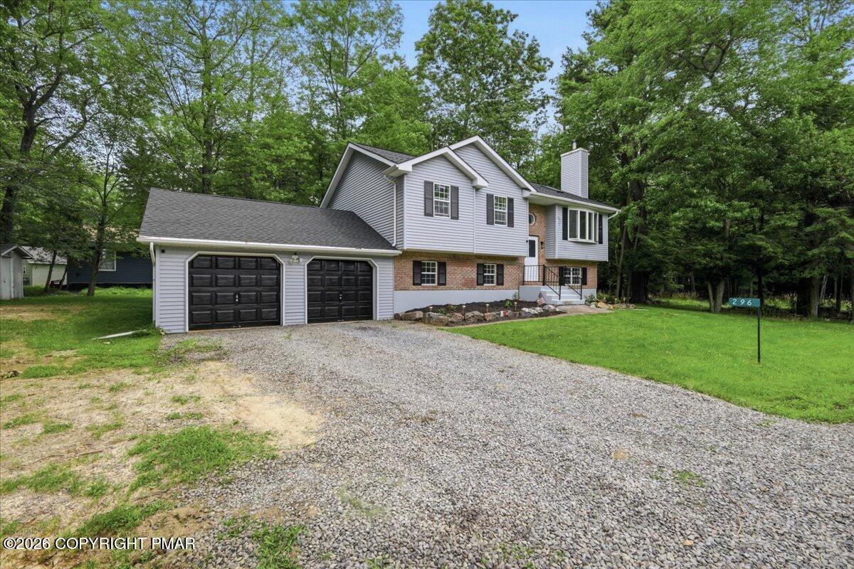296 Scotch Pine Drive Property Photo 3
