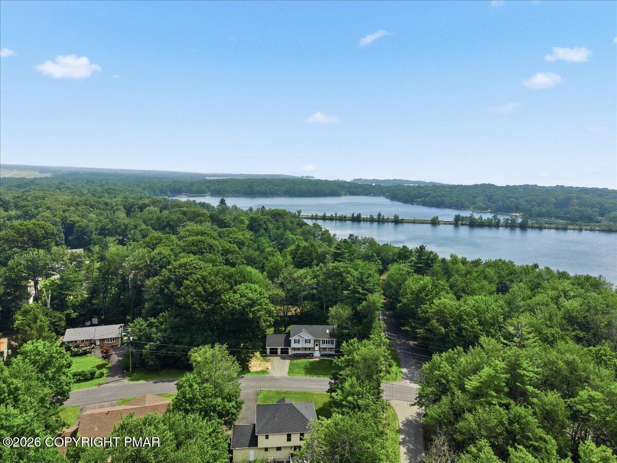 296 Scotch Pine Drive Property Photo 11