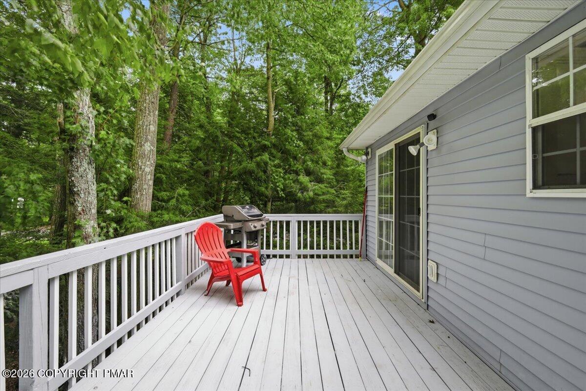 296 Scotch Pine Drive Property Photo 25