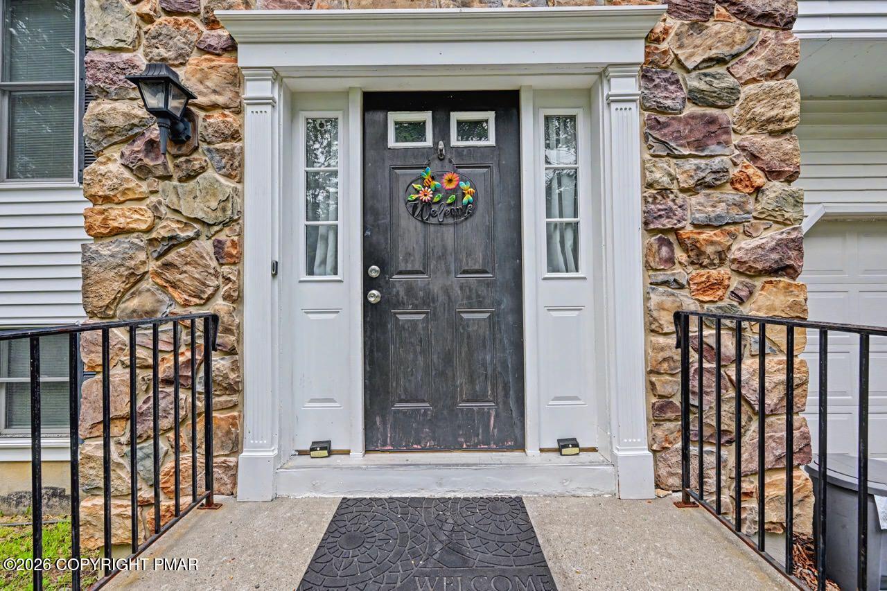 5154 Iroquois Street Property Photo 2