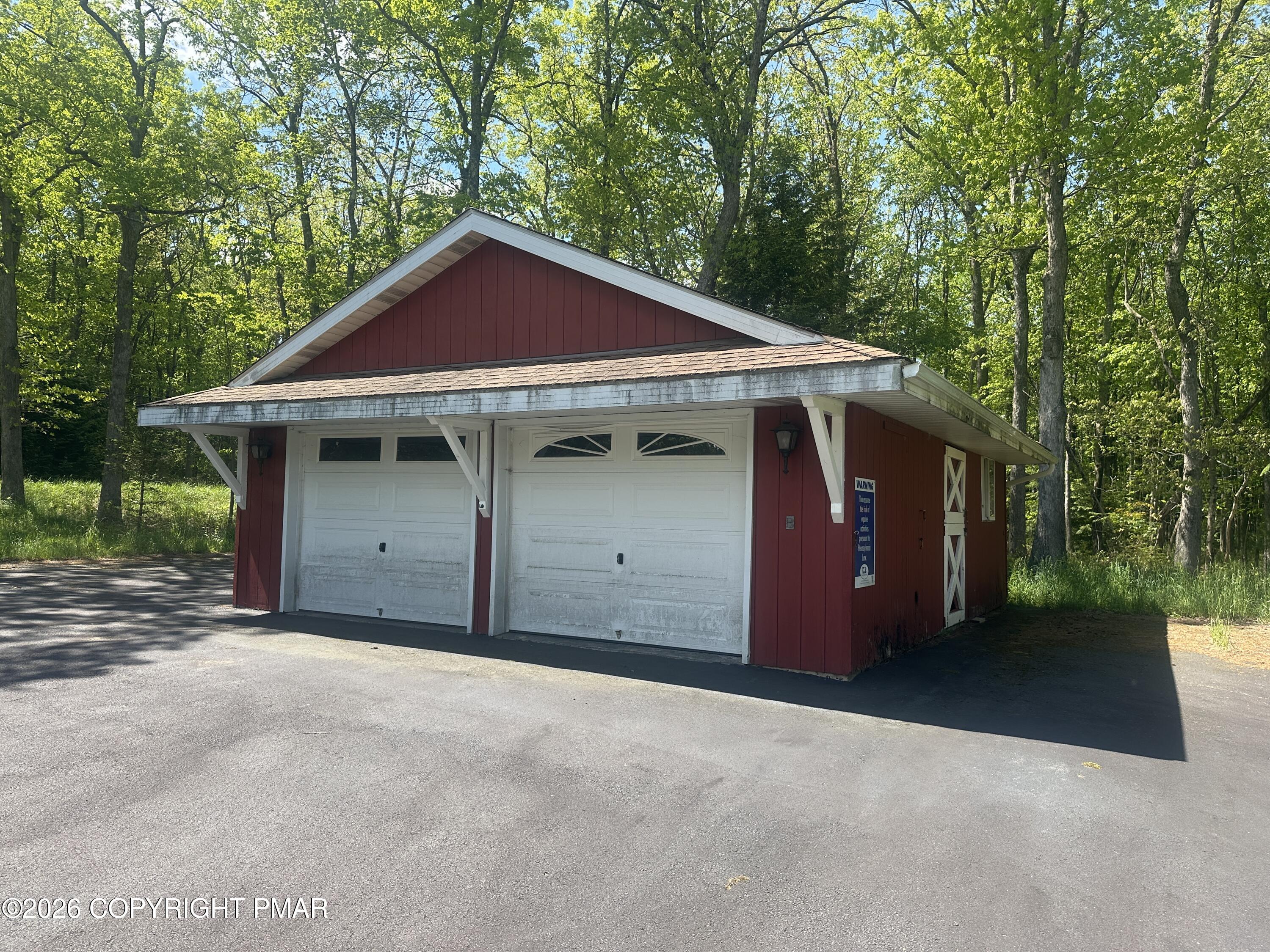2565 State Route 903 Property Photo 7
