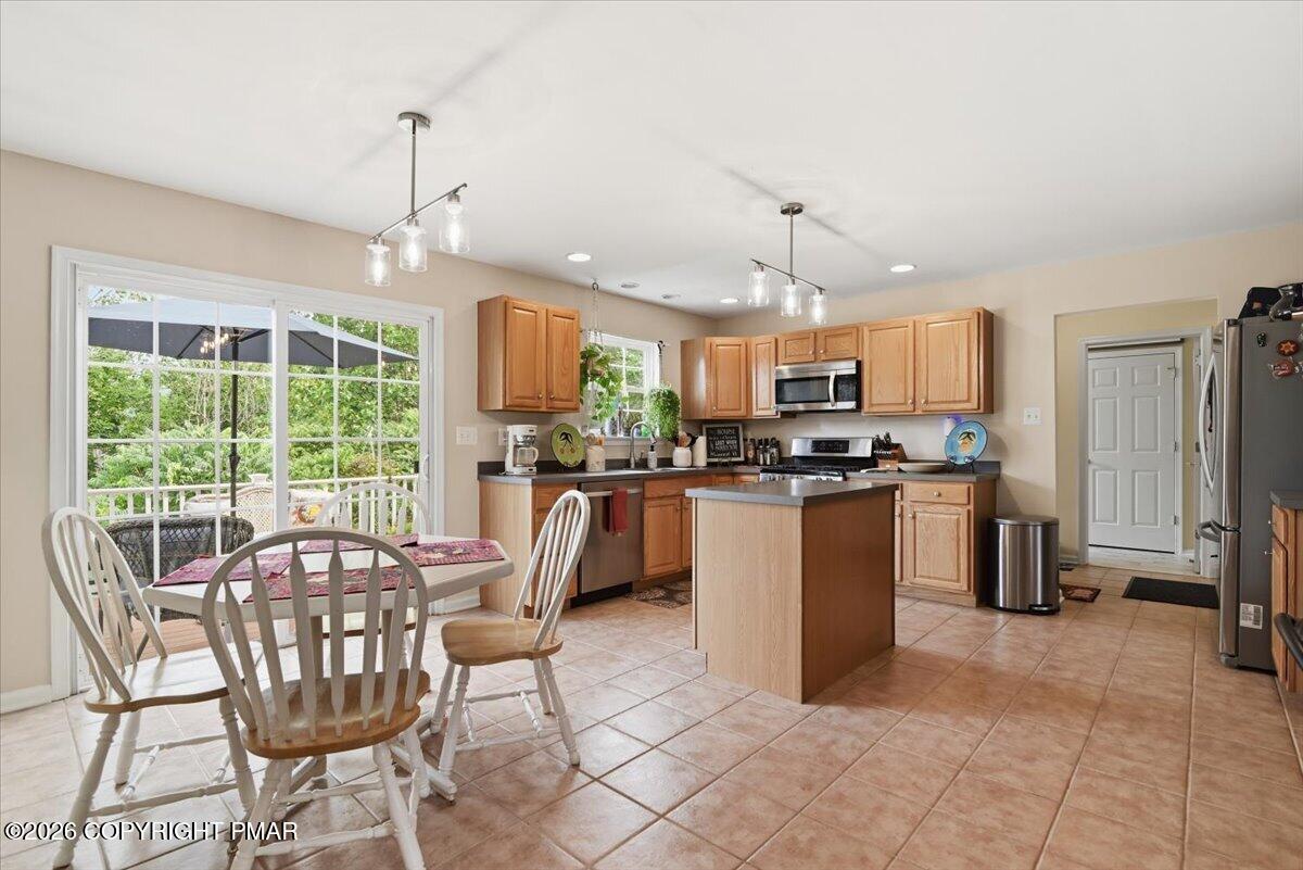 325 Shawnee Valley Drive Property Photo 20