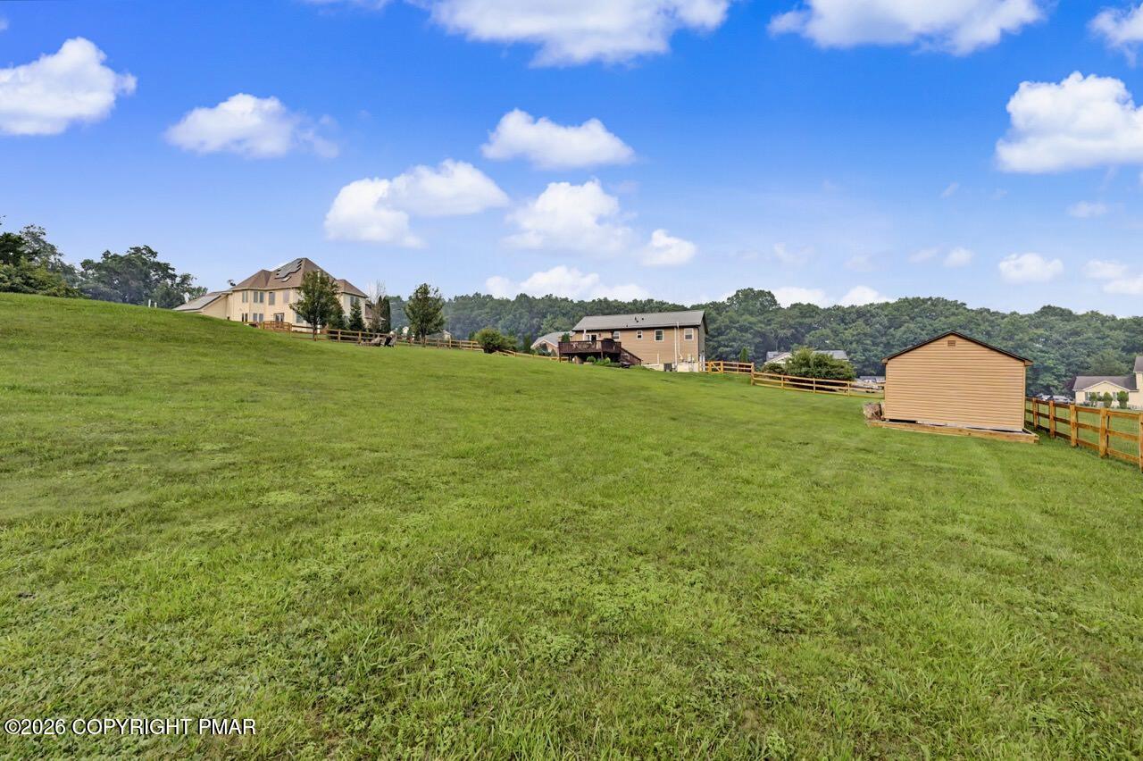 2527 Highland Circle Property Photo 8