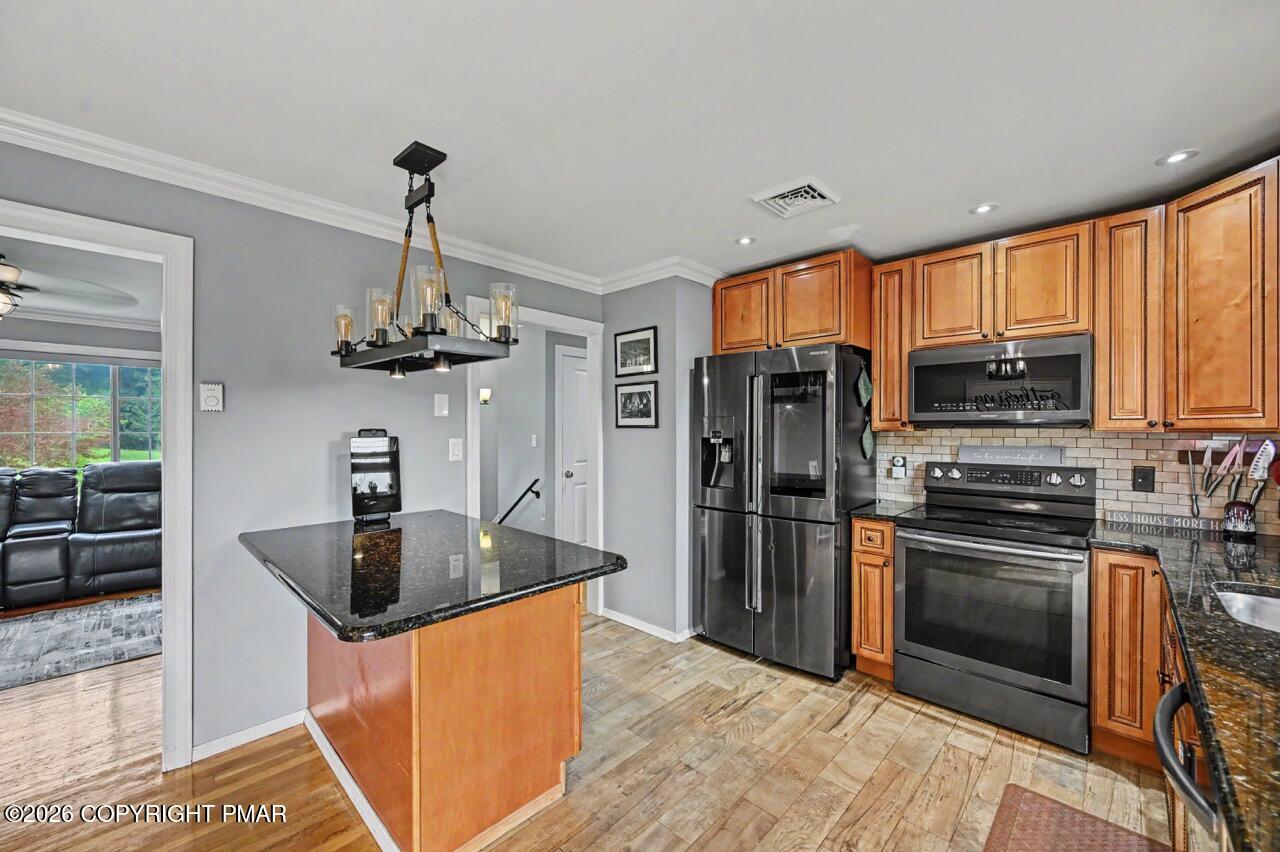 2527 Highland Circle Property Photo 24