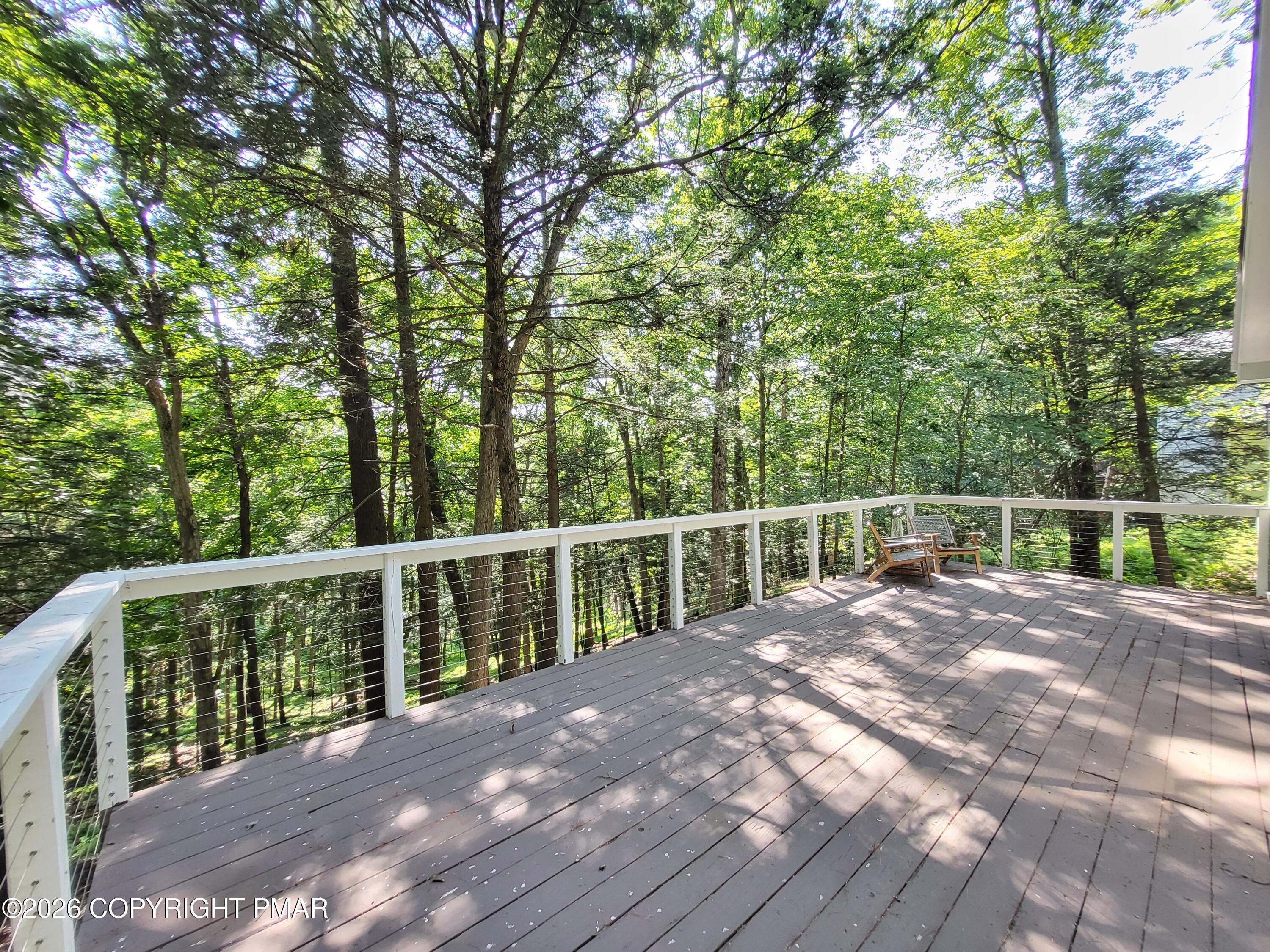 159 Manchester Drive Property Photo 5