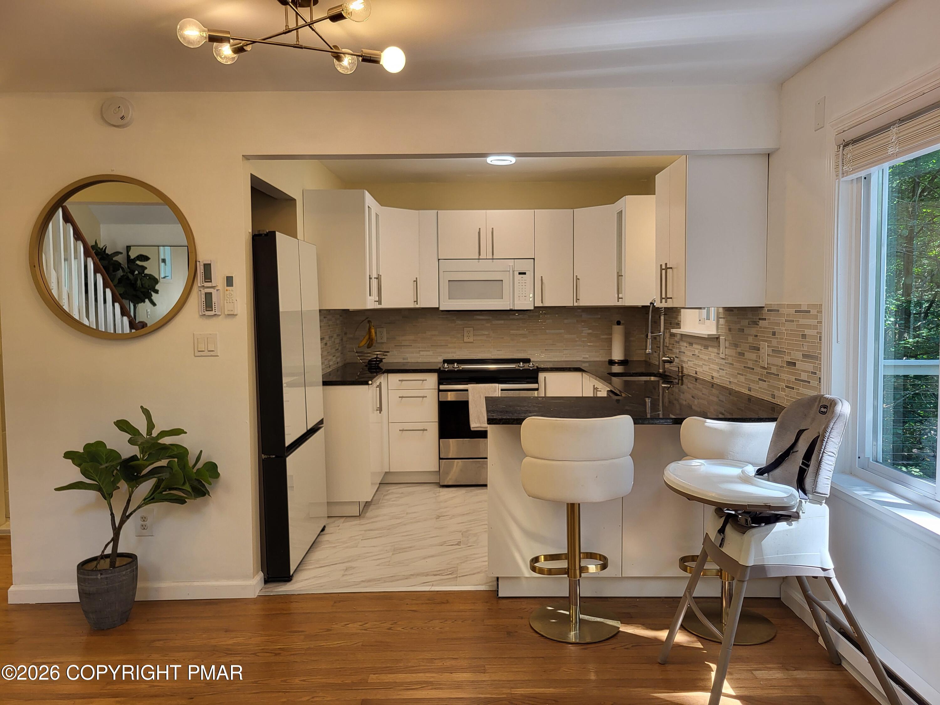 159 Manchester Drive Property Photo 8