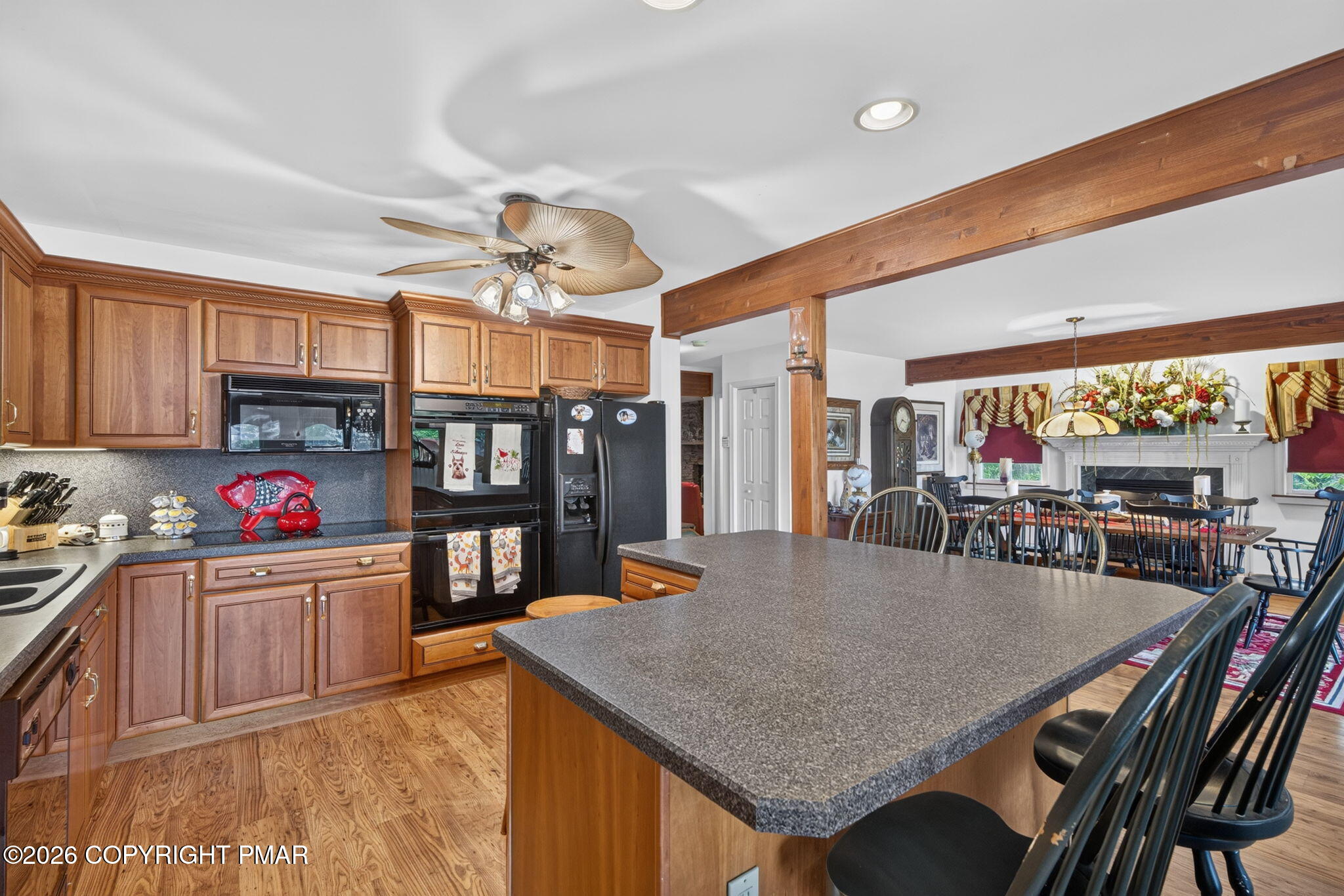 99 N Lake Drive Property Photo 23