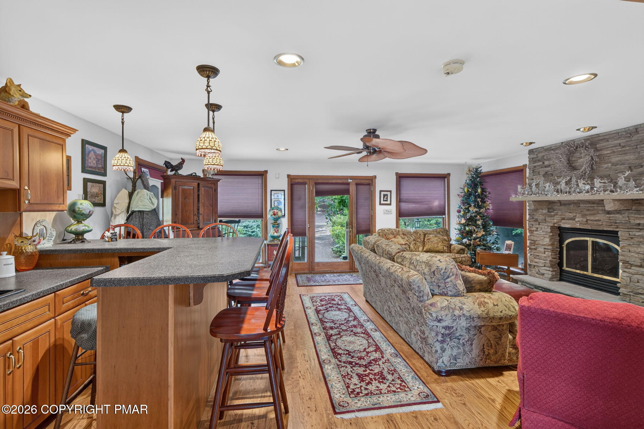 99 N Lake Drive Property Photo 25