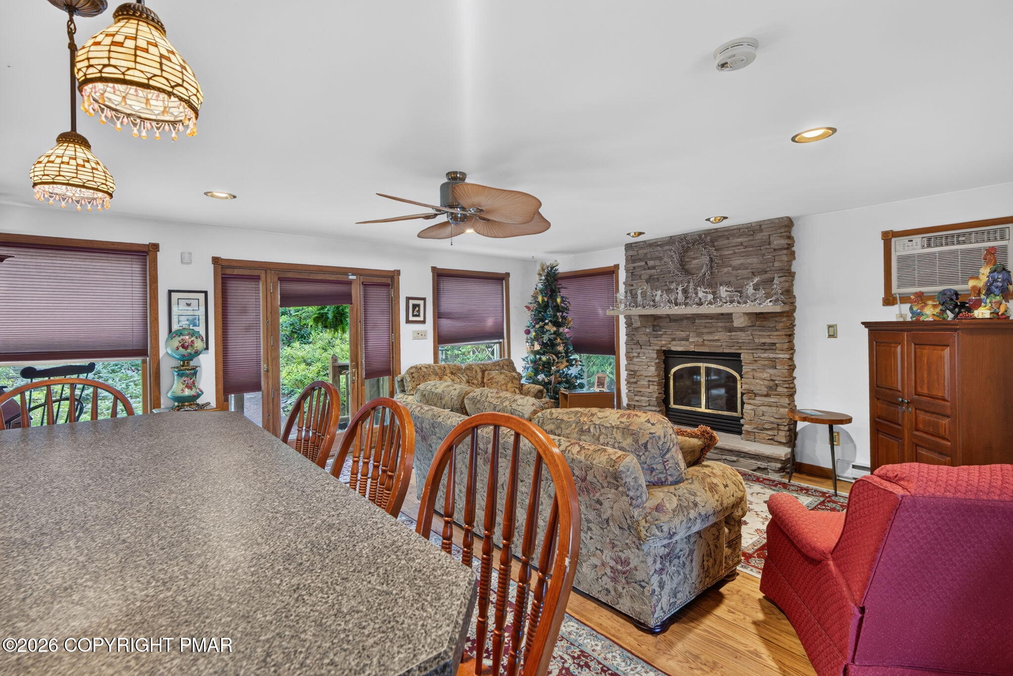 99 N Lake Drive Property Photo 26