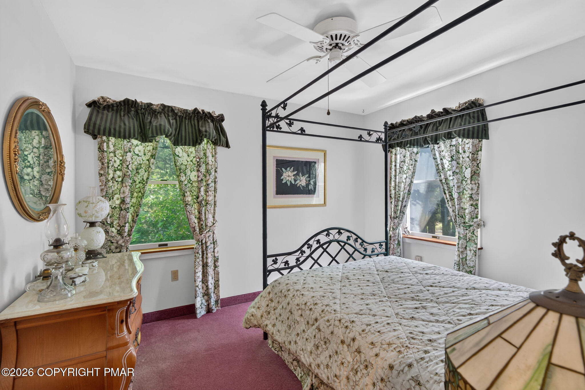 99 N Lake Drive Property Photo 43