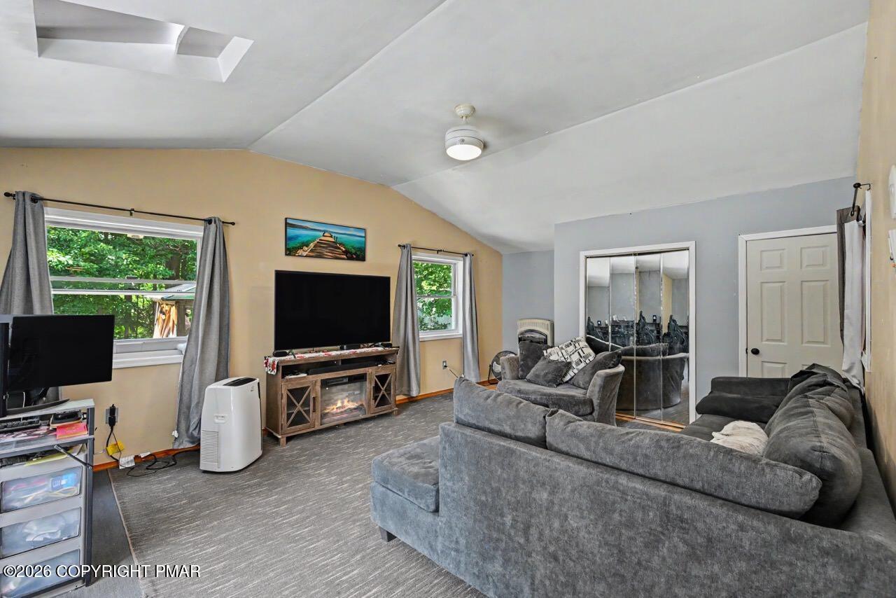 1201 Cambell Way Property Photo 27