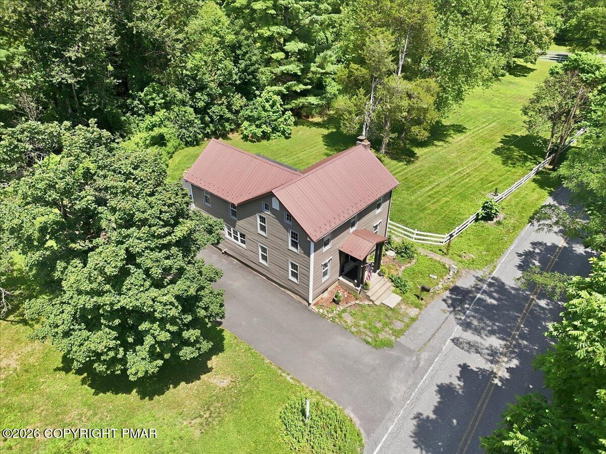 531 Effort Neola Road Property Photo 1