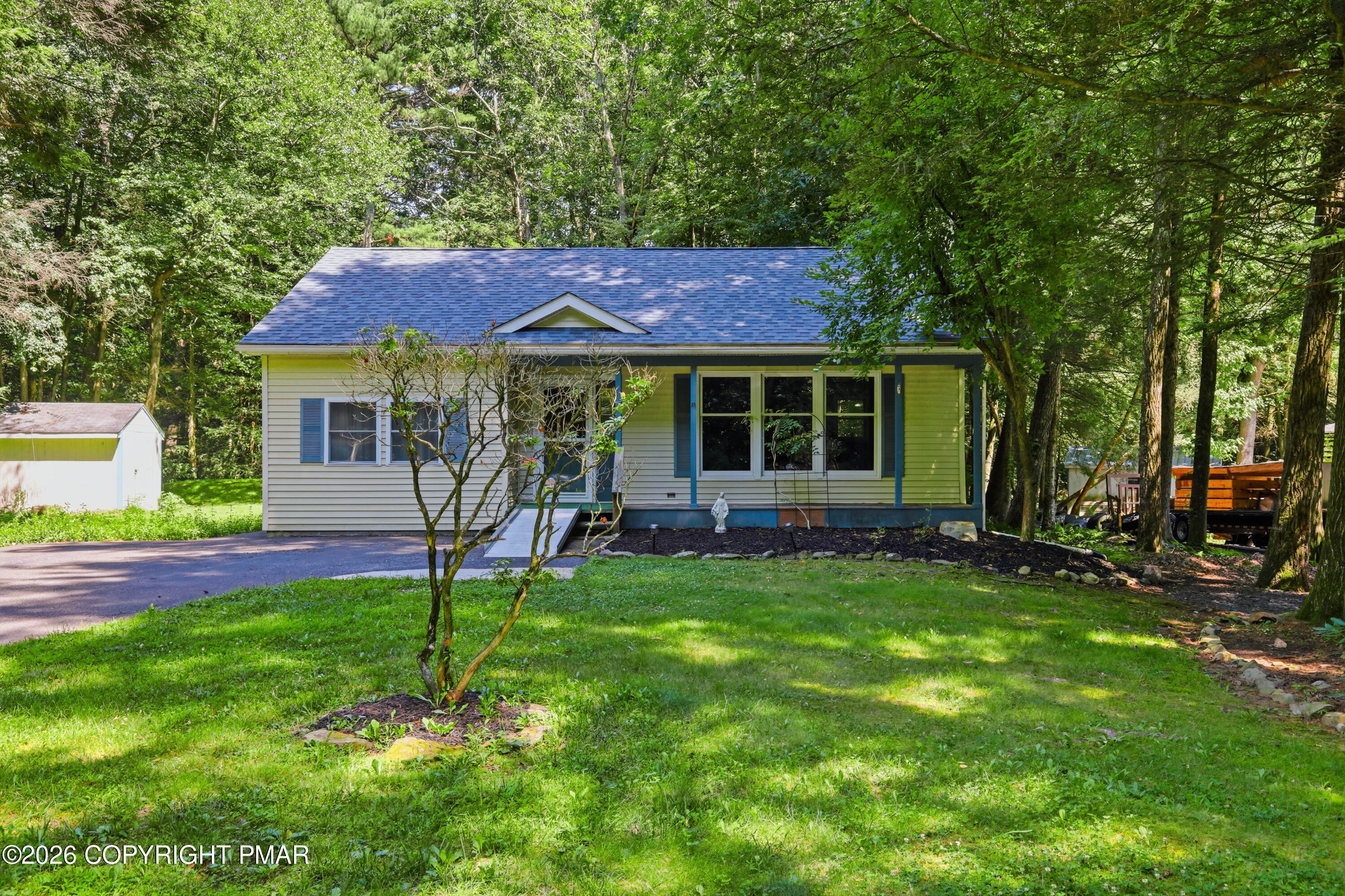 704 Dotters Corner Road Property Photo 1