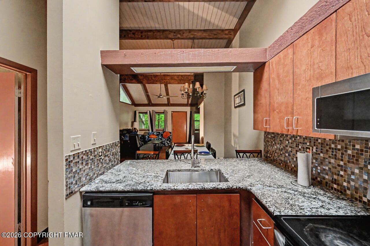 104 Condor Drive Unit 2 Property Photo 2