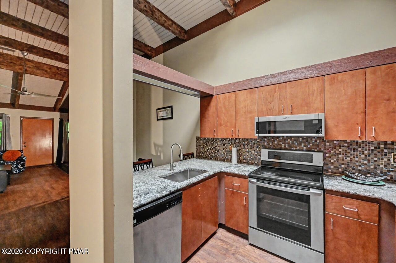 104 Condor Drive Unit 2 Property Photo 13