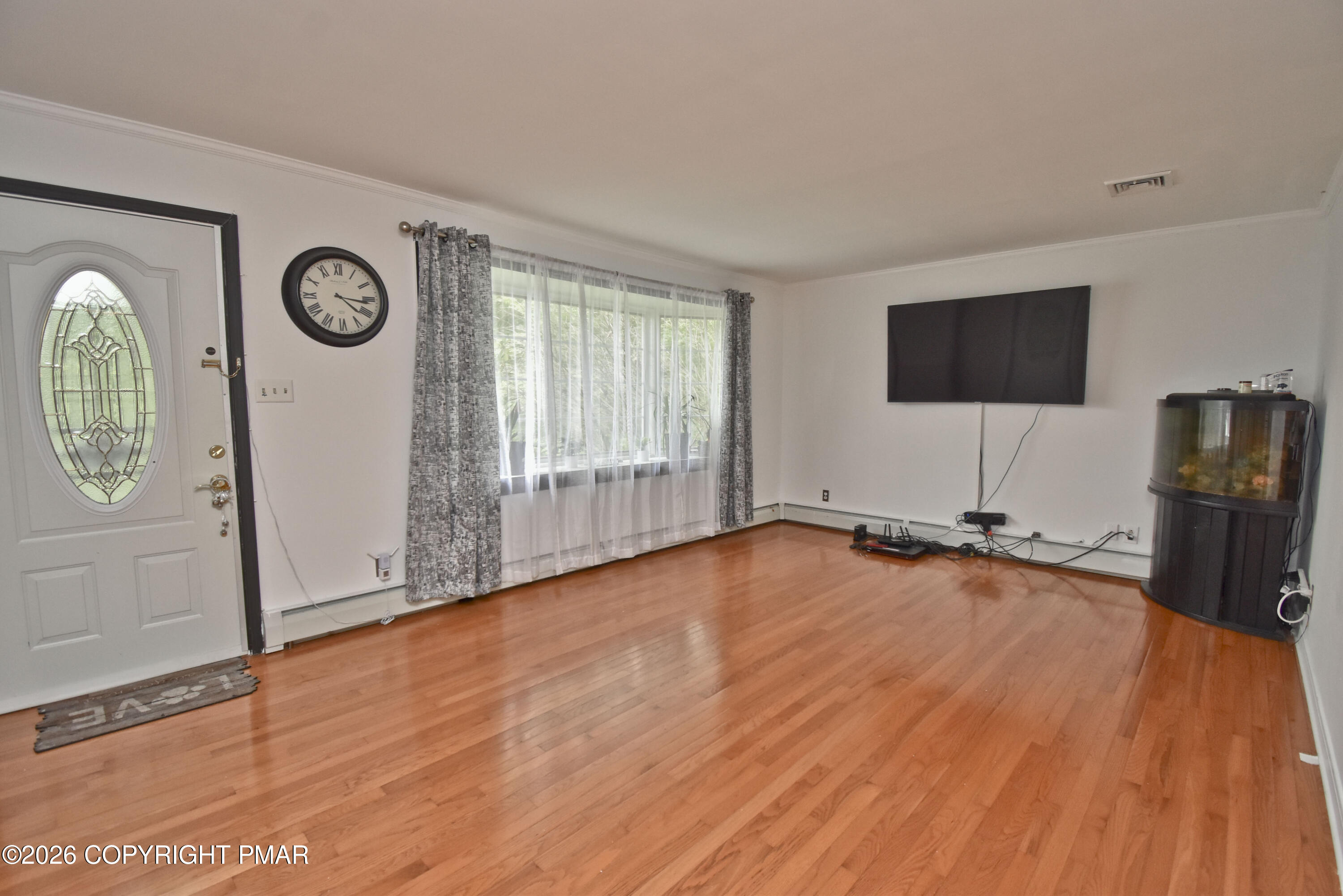 2095 Pleasant View Drive Property Photo 2