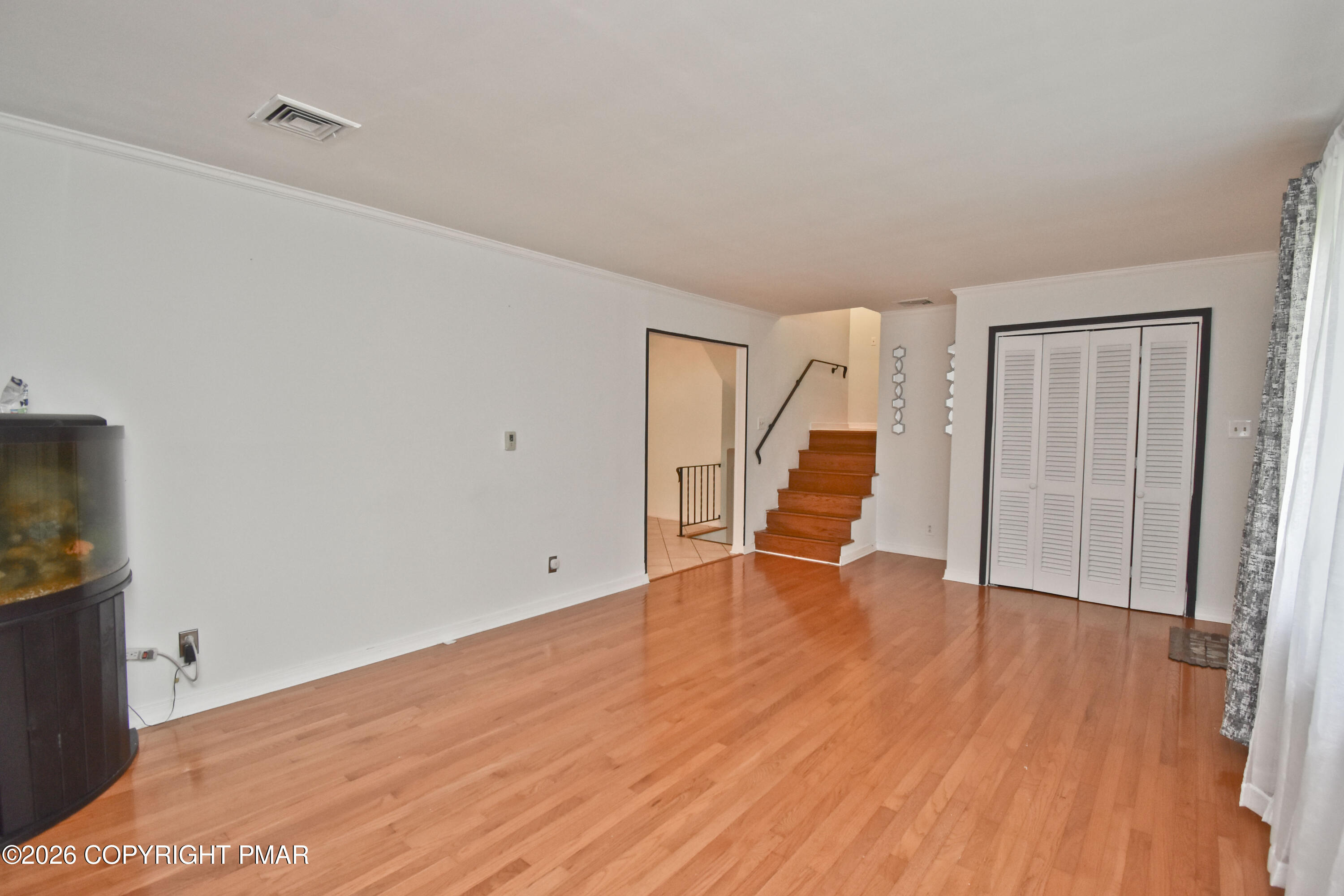 2095 Pleasant View Drive Property Photo 4