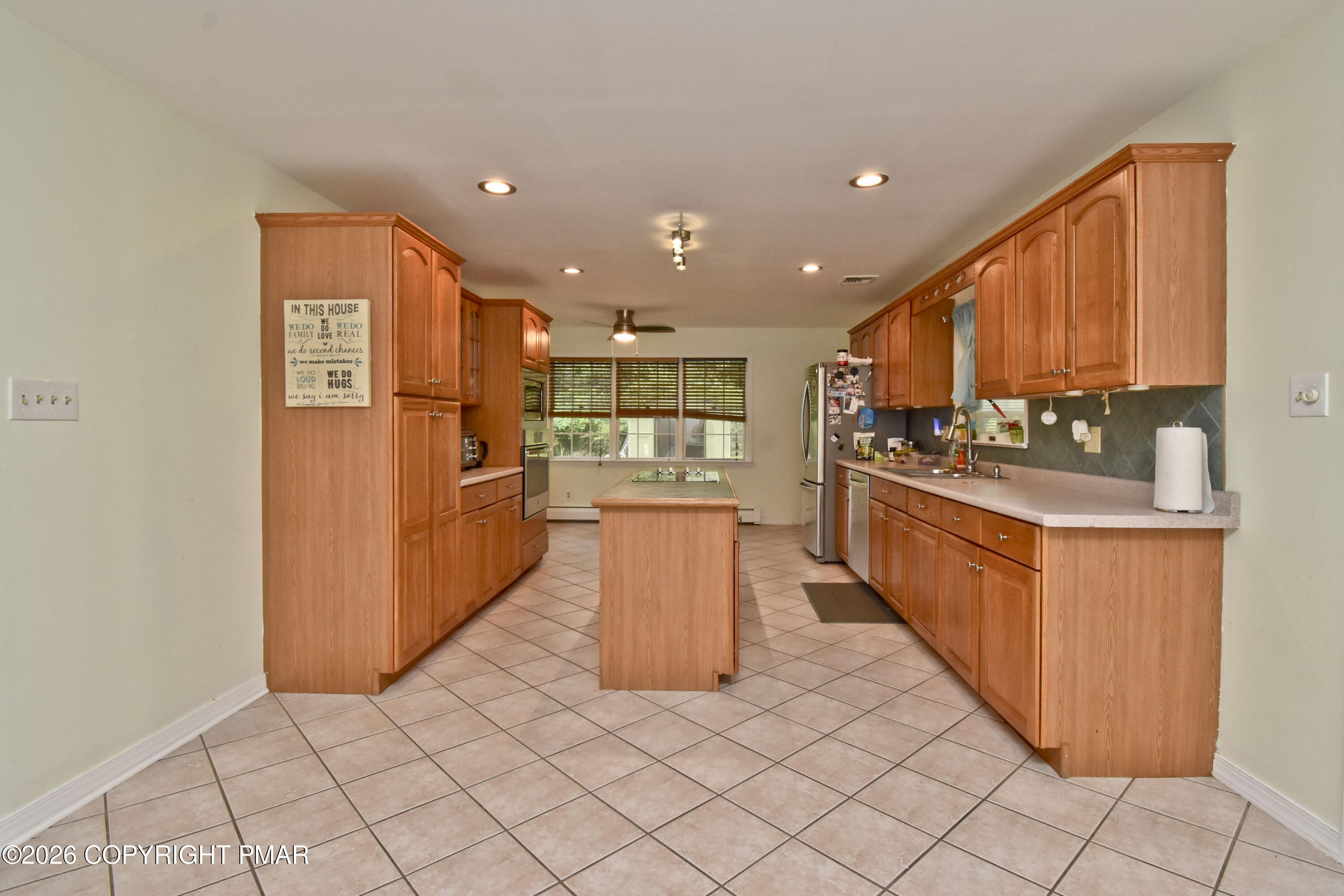 2095 Pleasant View Drive Property Photo 6