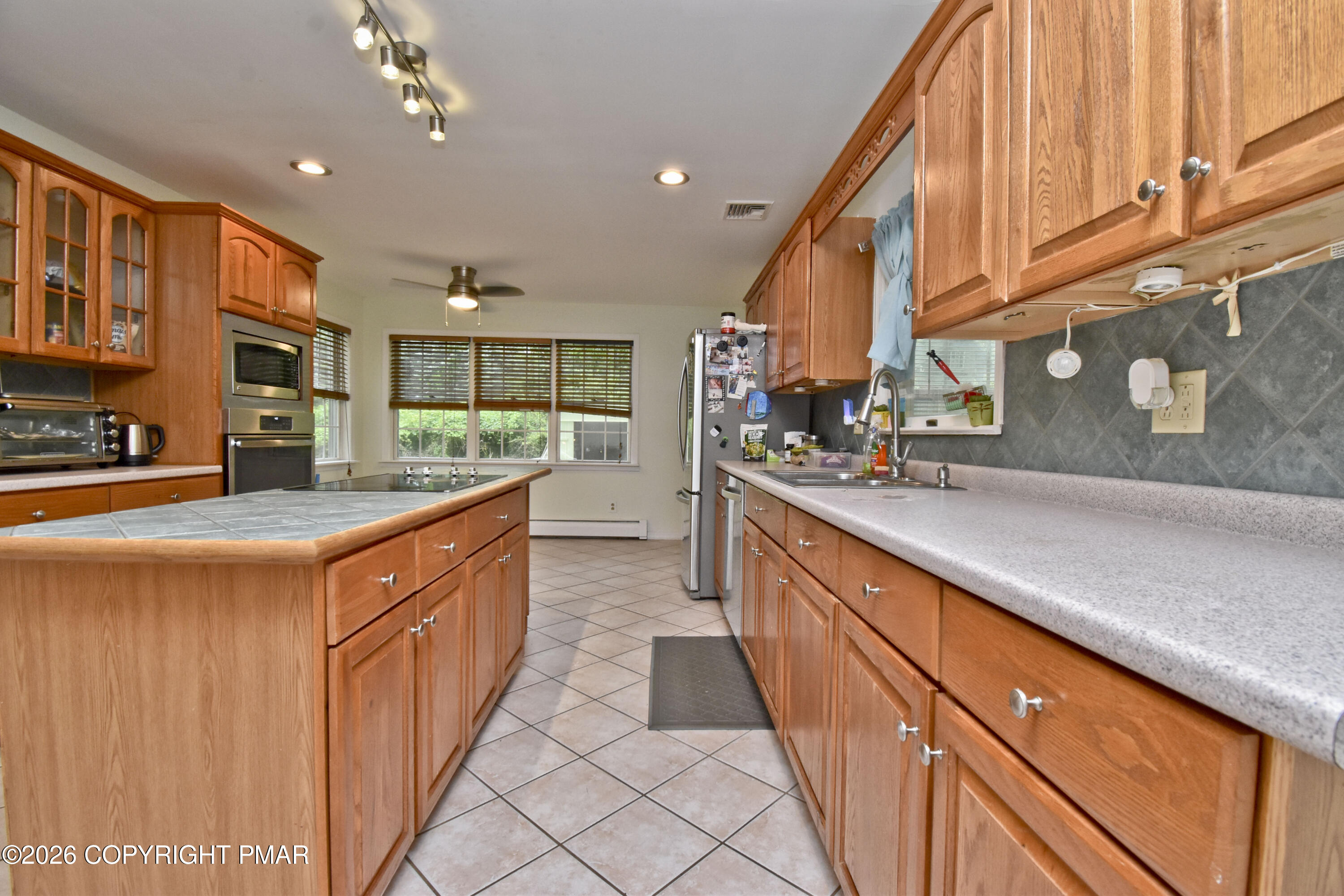 2095 Pleasant View Drive Property Photo 7