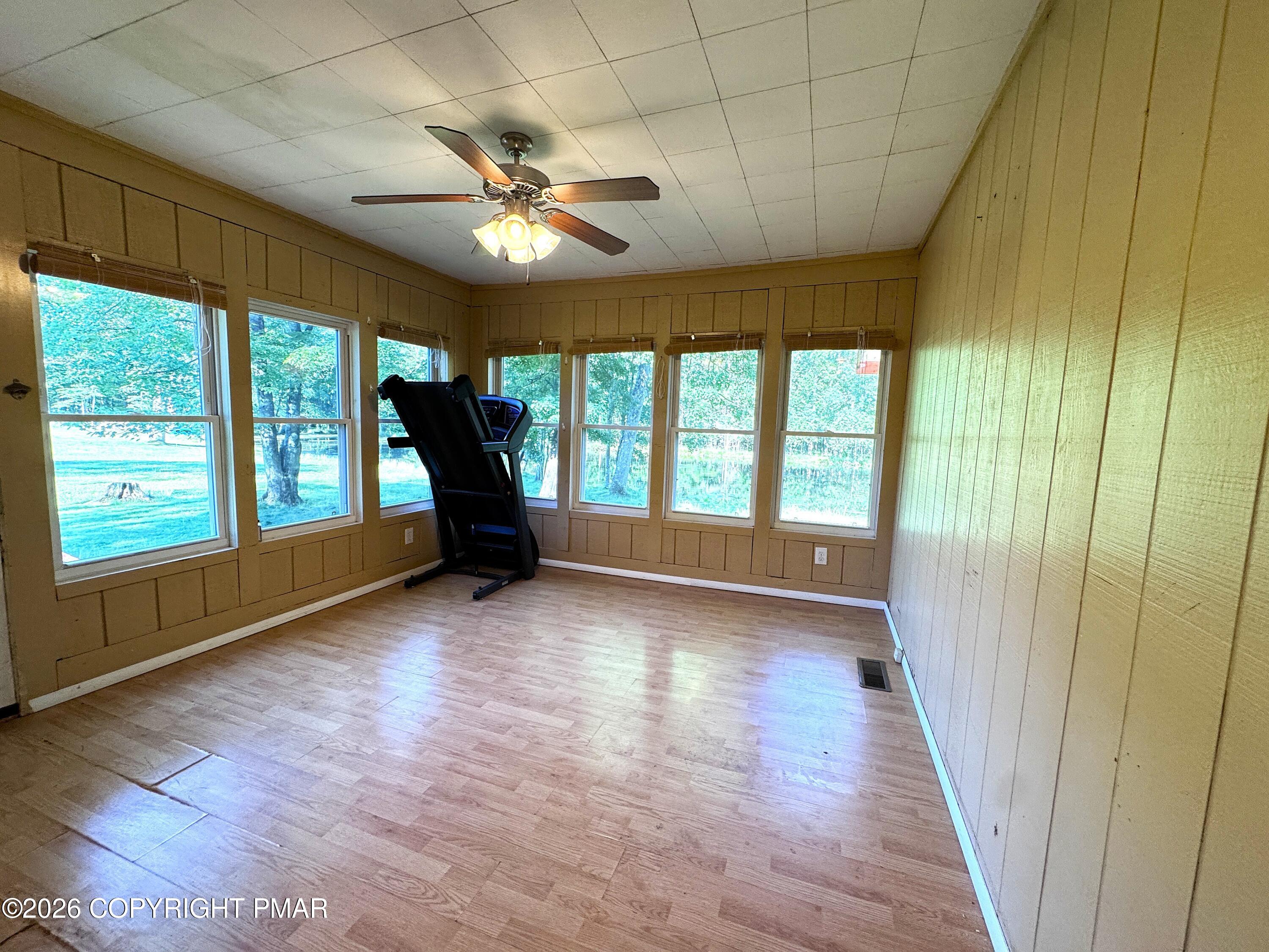 1236 Lace Drive Property Photo 7