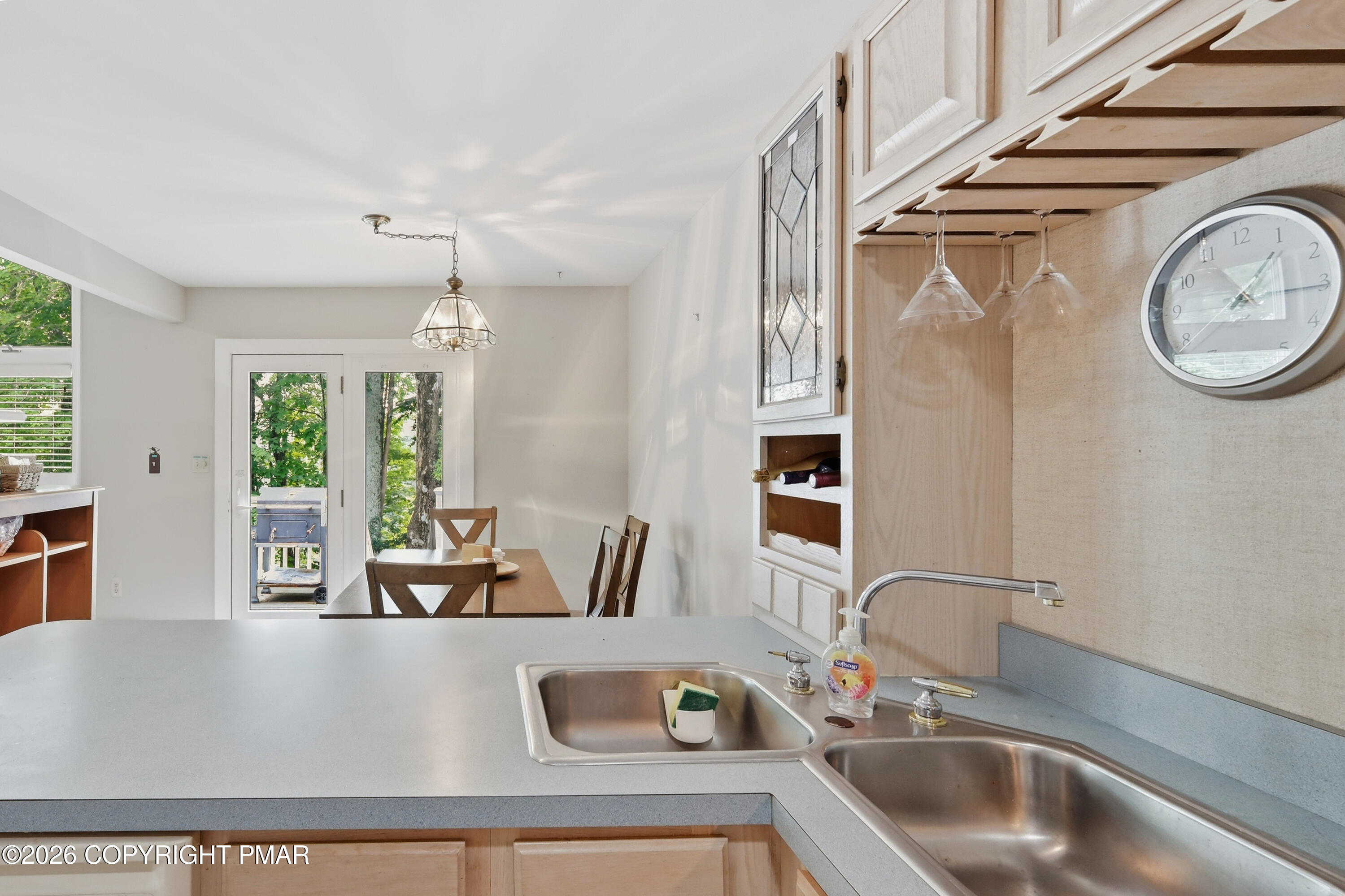 76 Laurelwoods Drive Property Photo 10