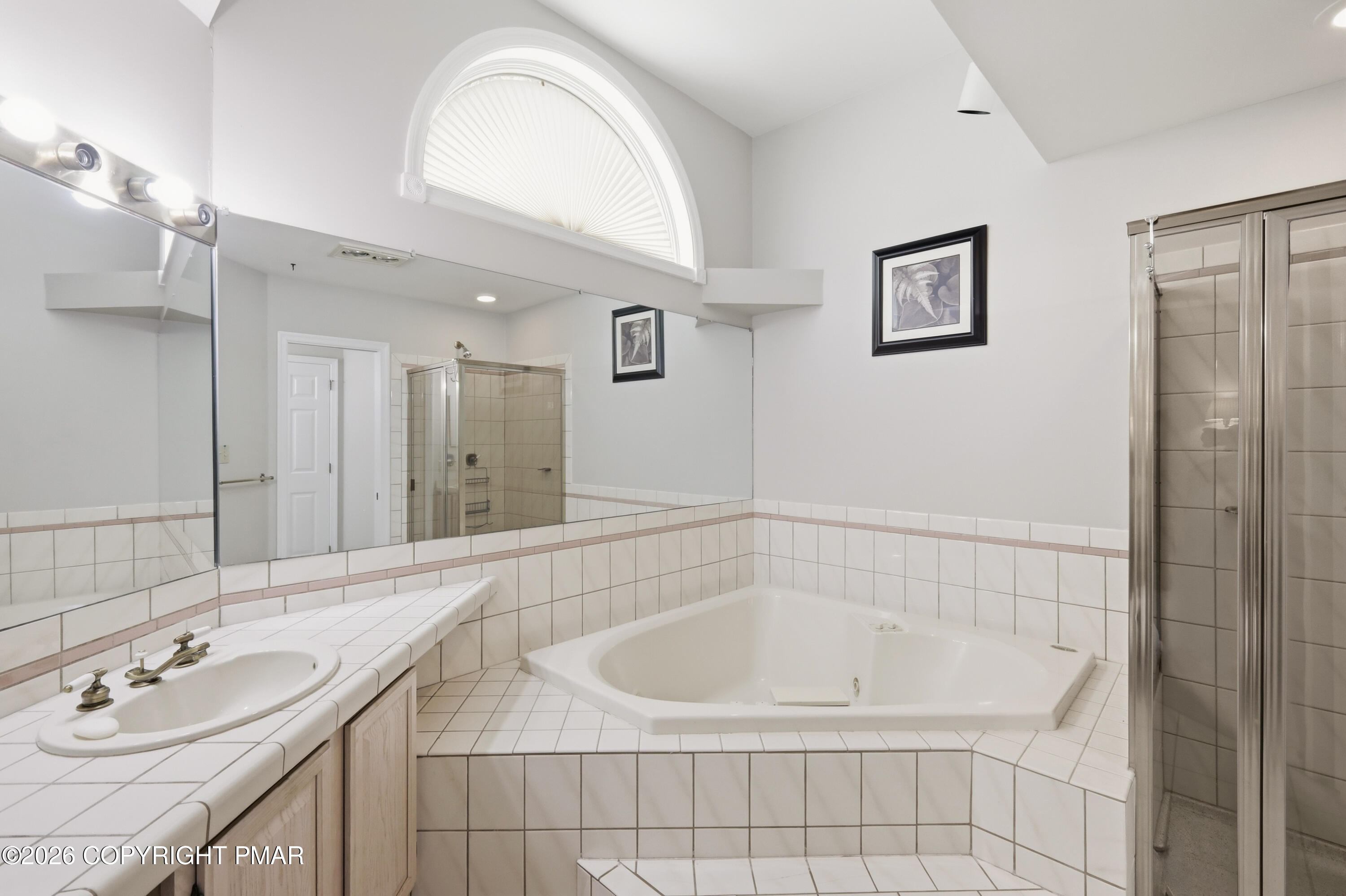 76 Laurelwoods Drive Property Photo 15