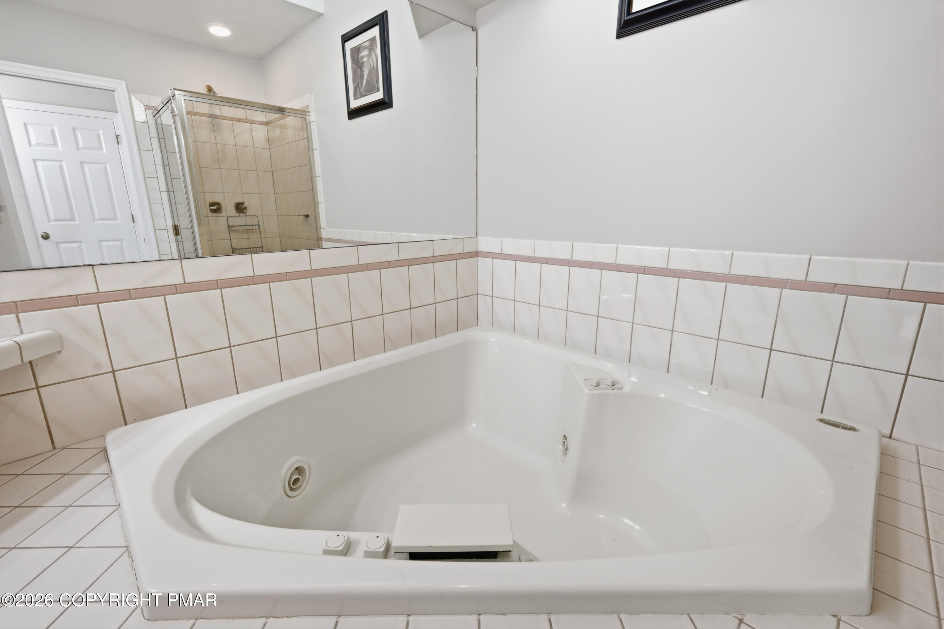 76 Laurelwoods Drive Property Photo 18