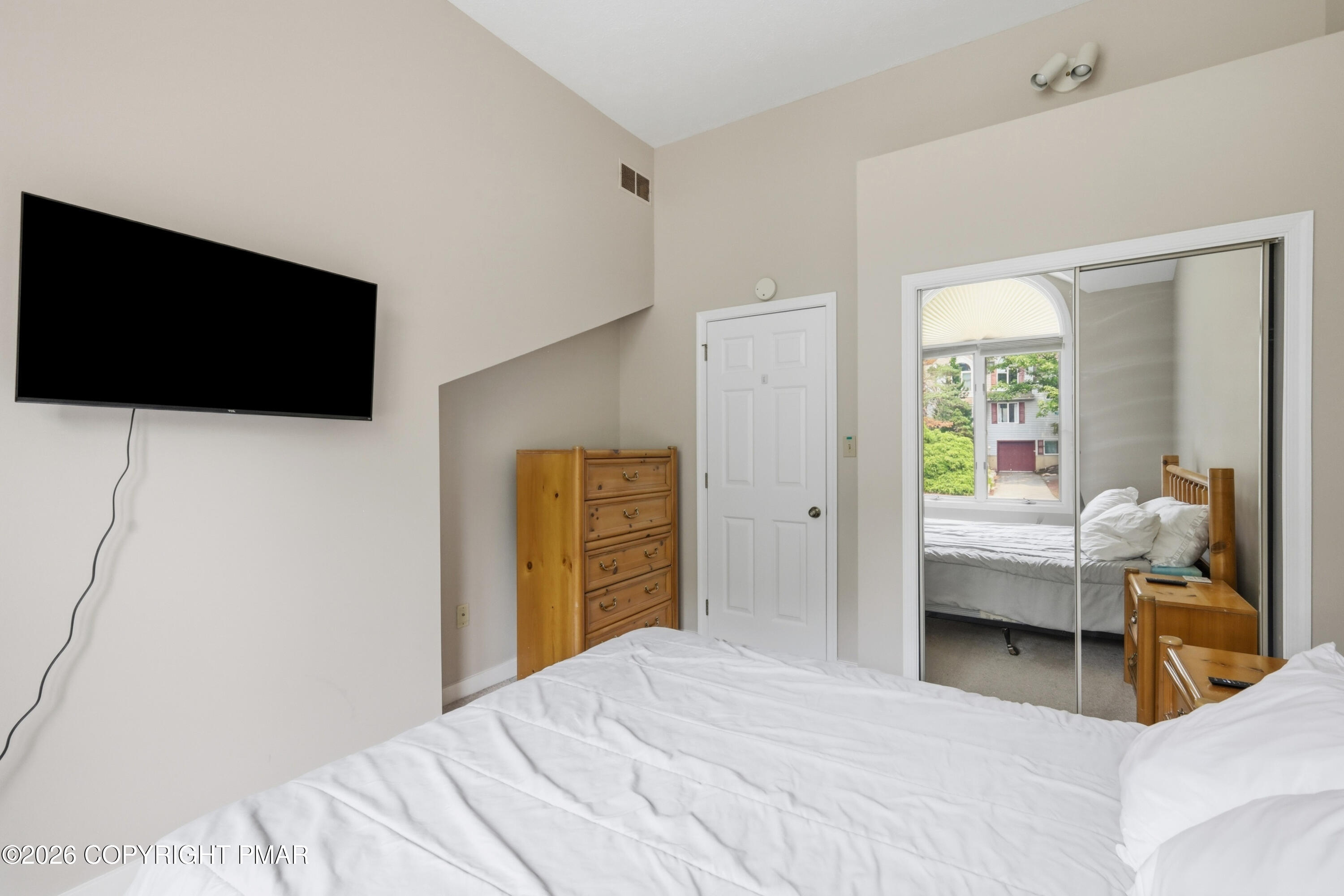 76 Laurelwoods Drive Property Photo 26