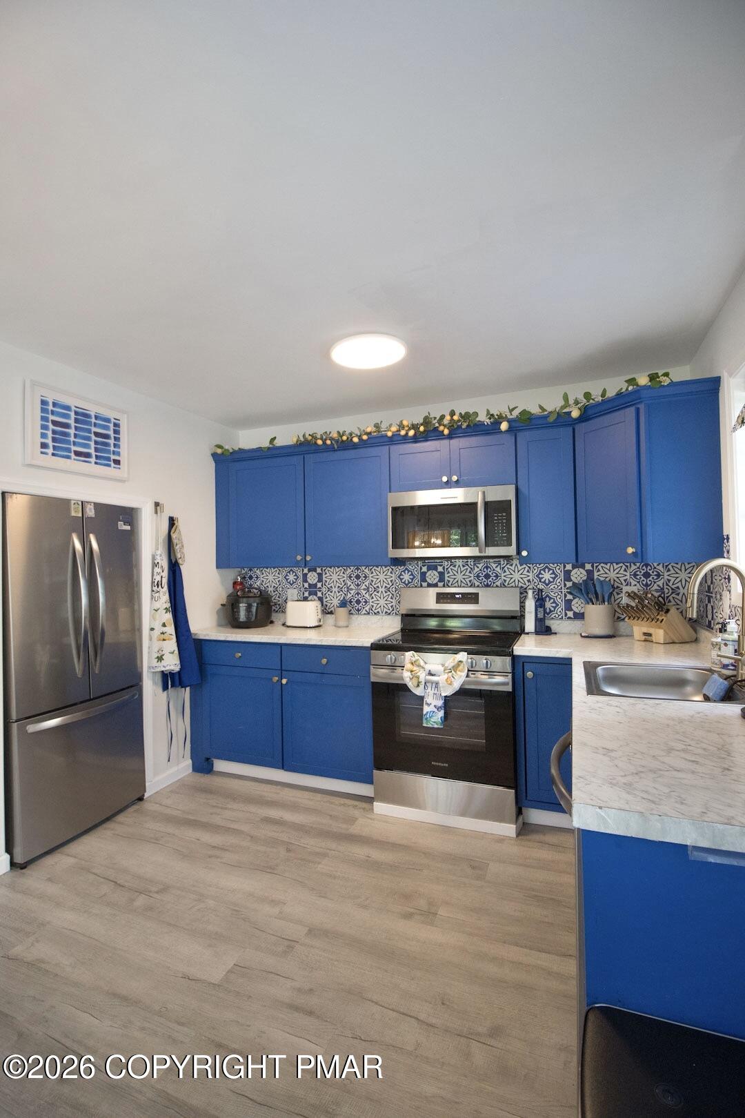 1070 Seven Nations Drive Property Photo 20