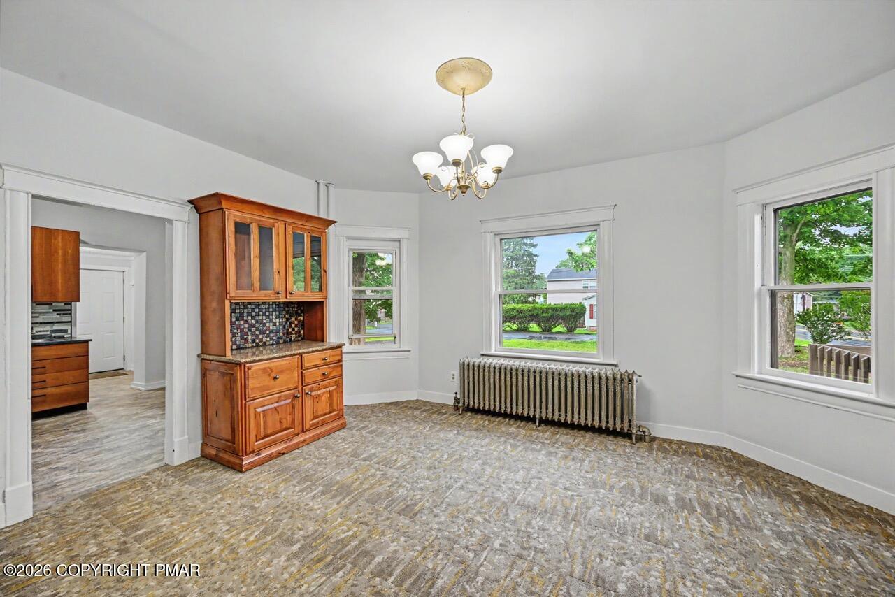 1198 W Main Street Property Photo 14