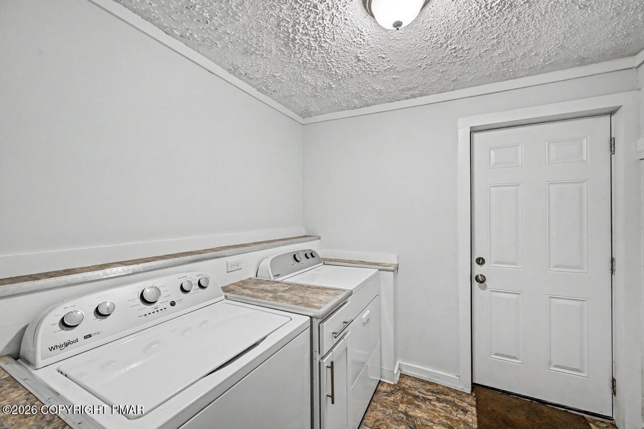 1198 W Main Street Property Photo 20