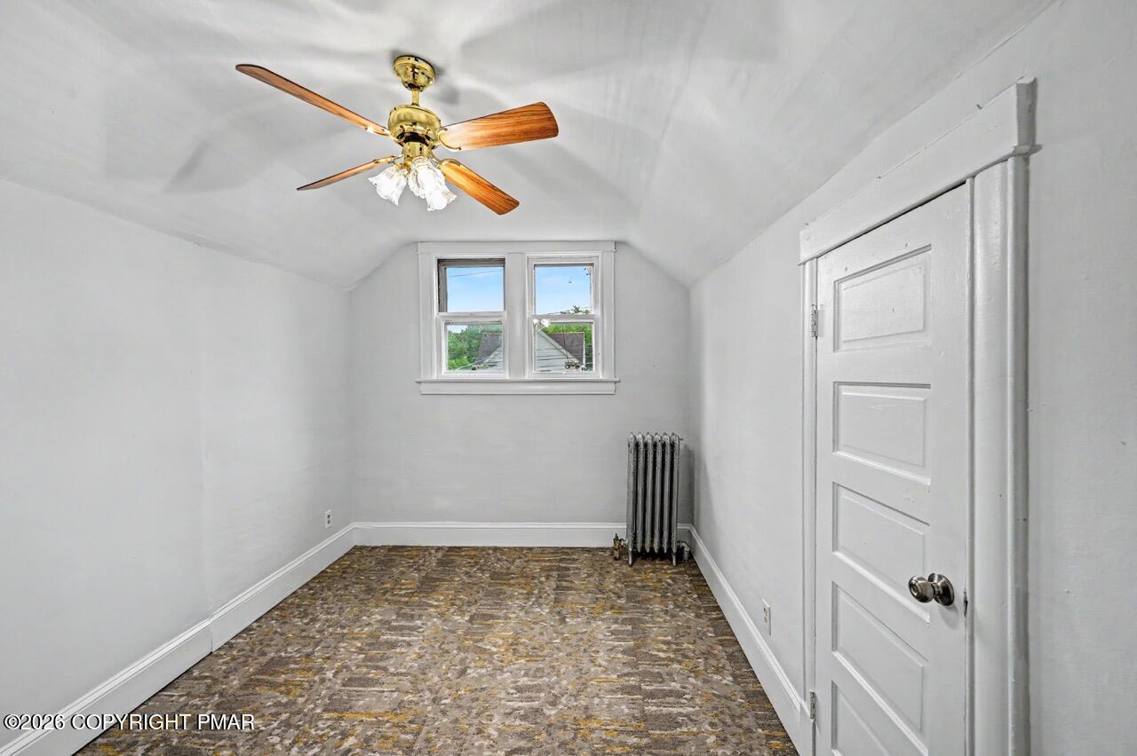 1198 W Main Street Property Photo 40