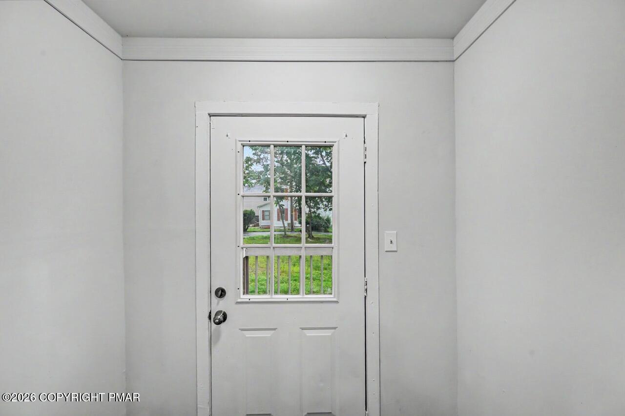 1198 W Main Street Property Photo 51