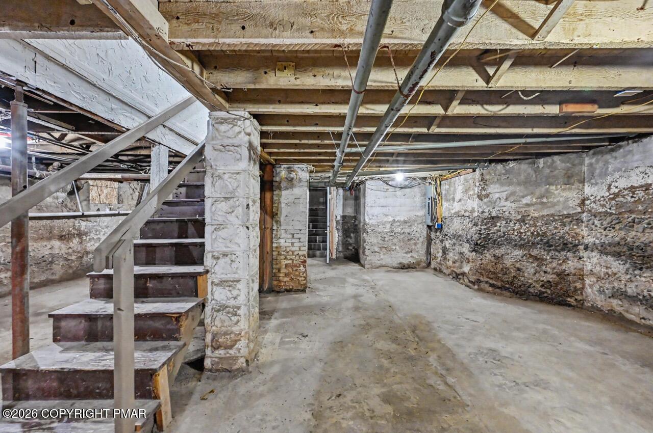 1198 W Main Street Property Photo 66