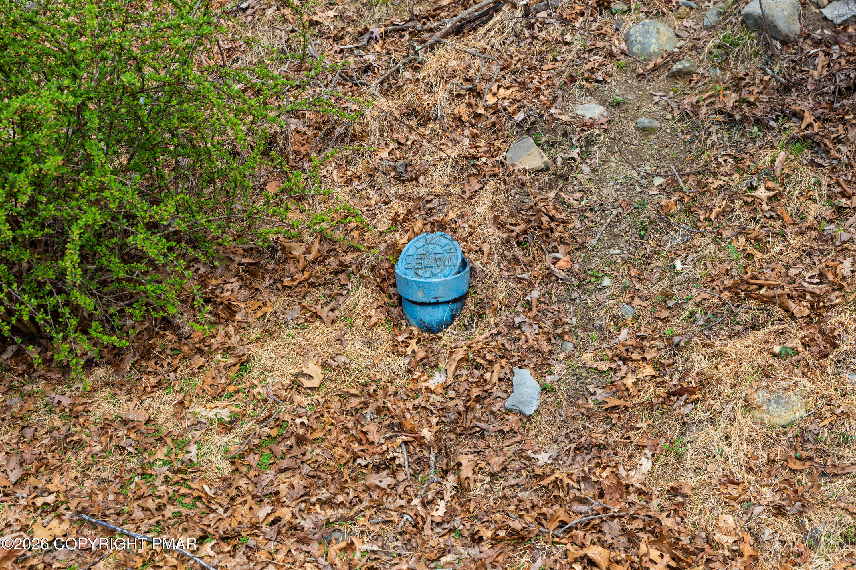 Seneca Road Property Photo 16