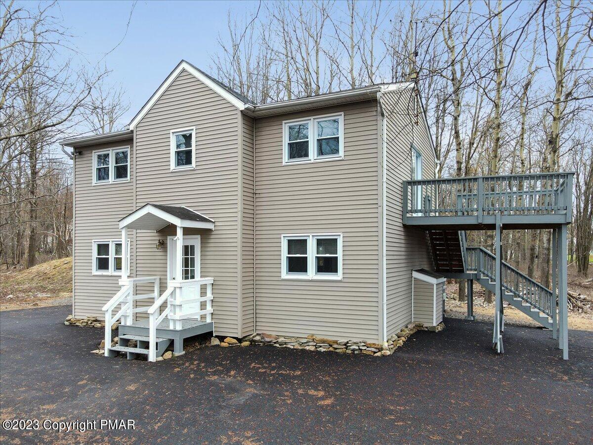 400 Cedar Drive Property Photo 2