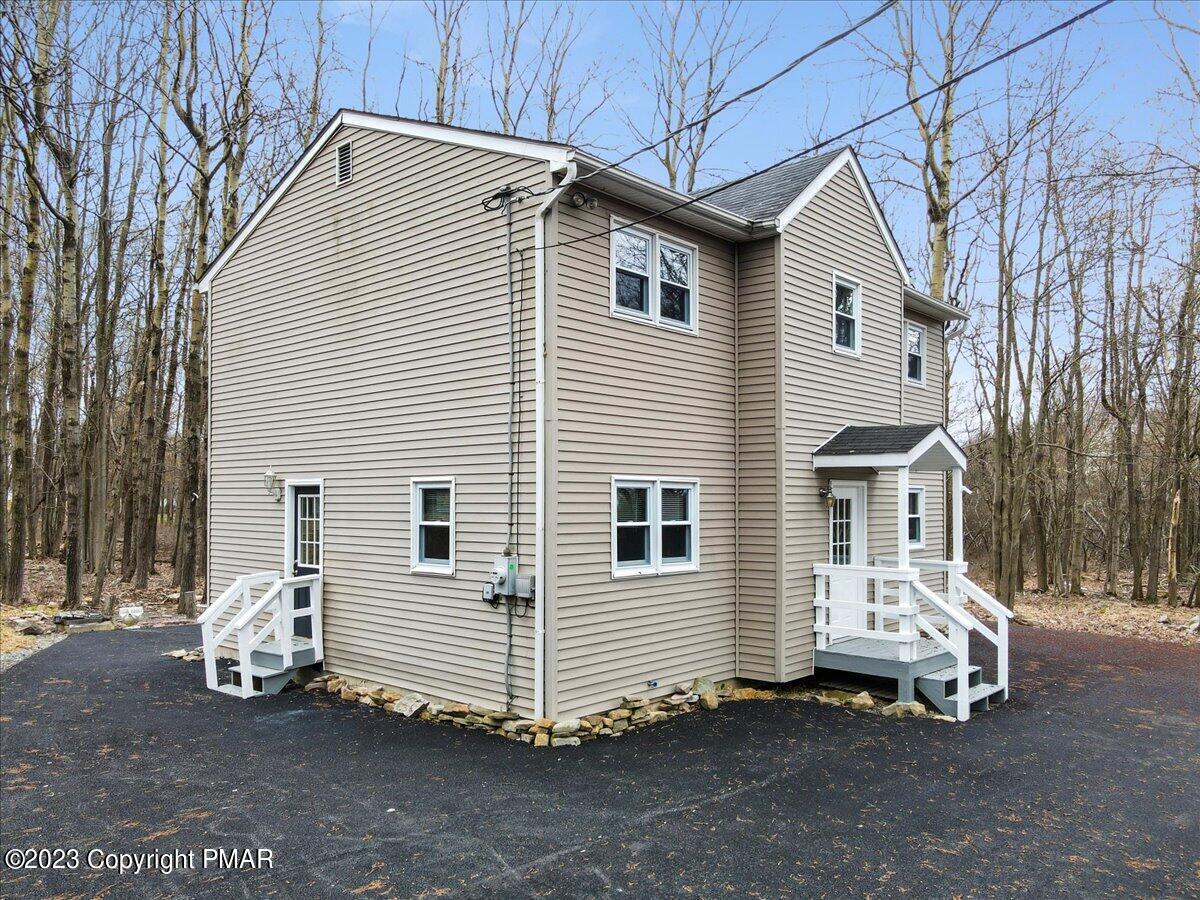 400 Cedar Drive Property Photo 7