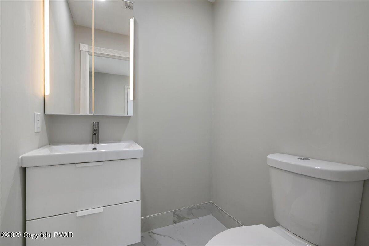 400 Cedar Drive Property Photo 20