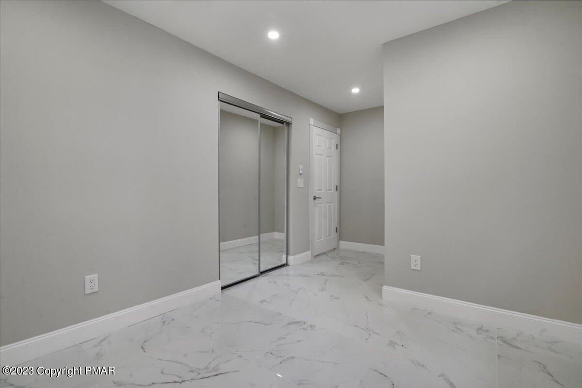 400 Cedar Drive Property Photo 25