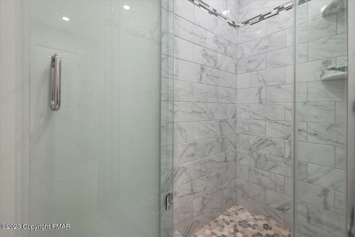 400 Cedar Drive Property Photo 32