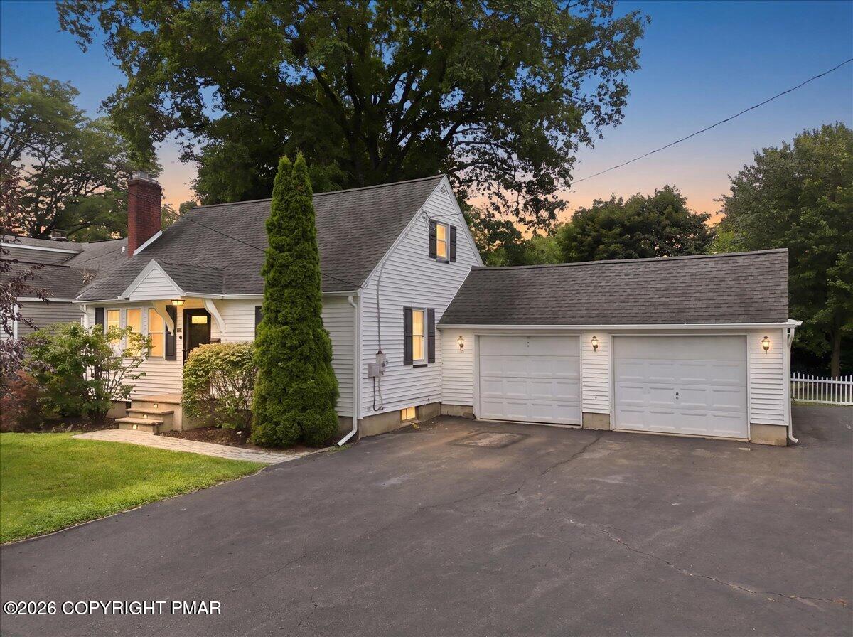 467 N 8th Street Property Photo 1