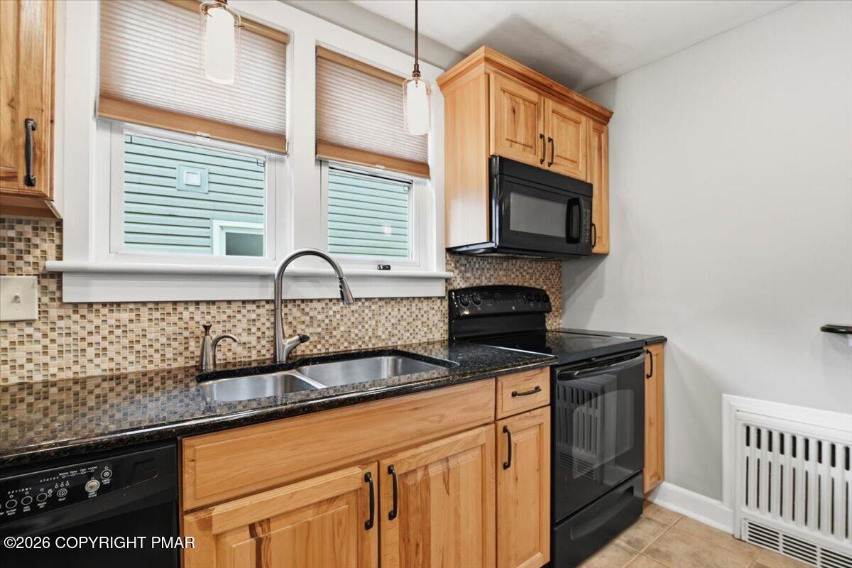 467 N 8th Street Property Photo 11