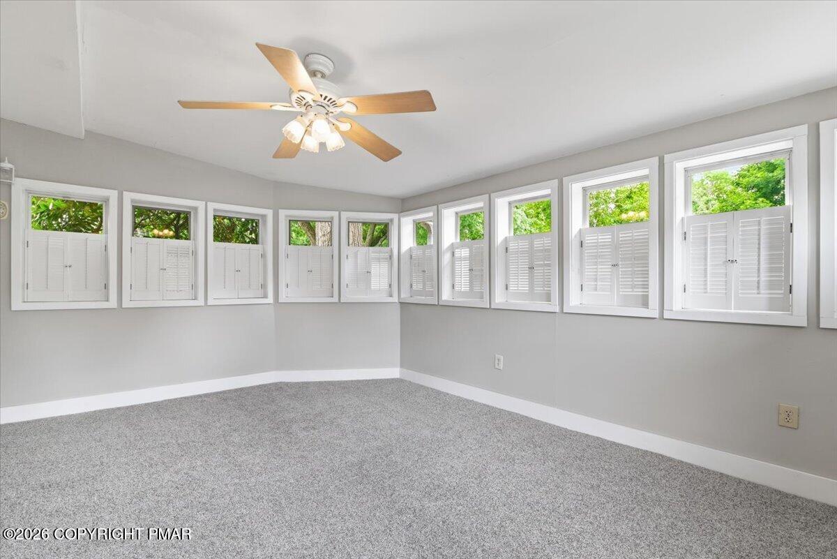 467 N 8th Street Property Photo 20